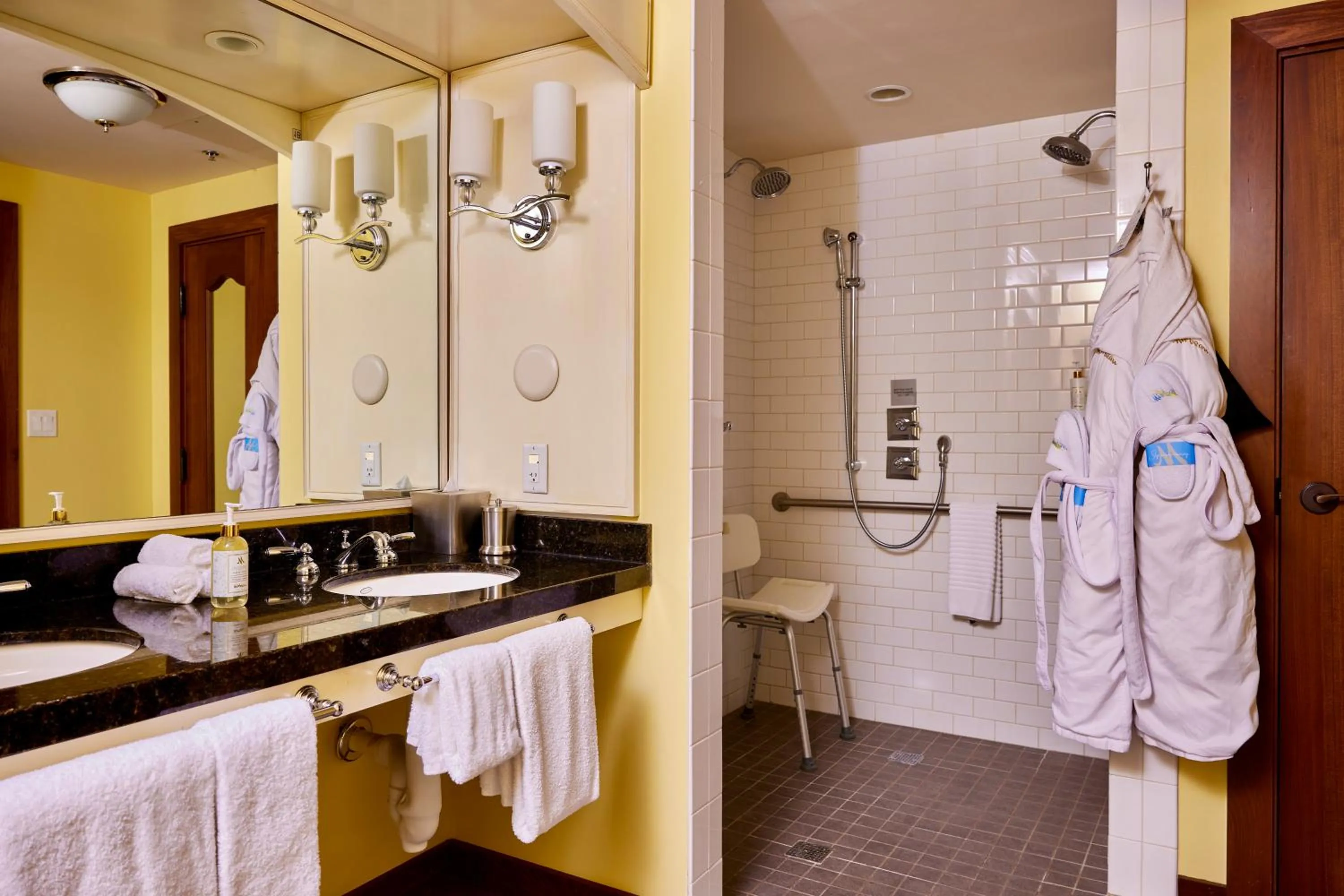 Bathroom in Mirbeau Inn & Spa - Plymouth