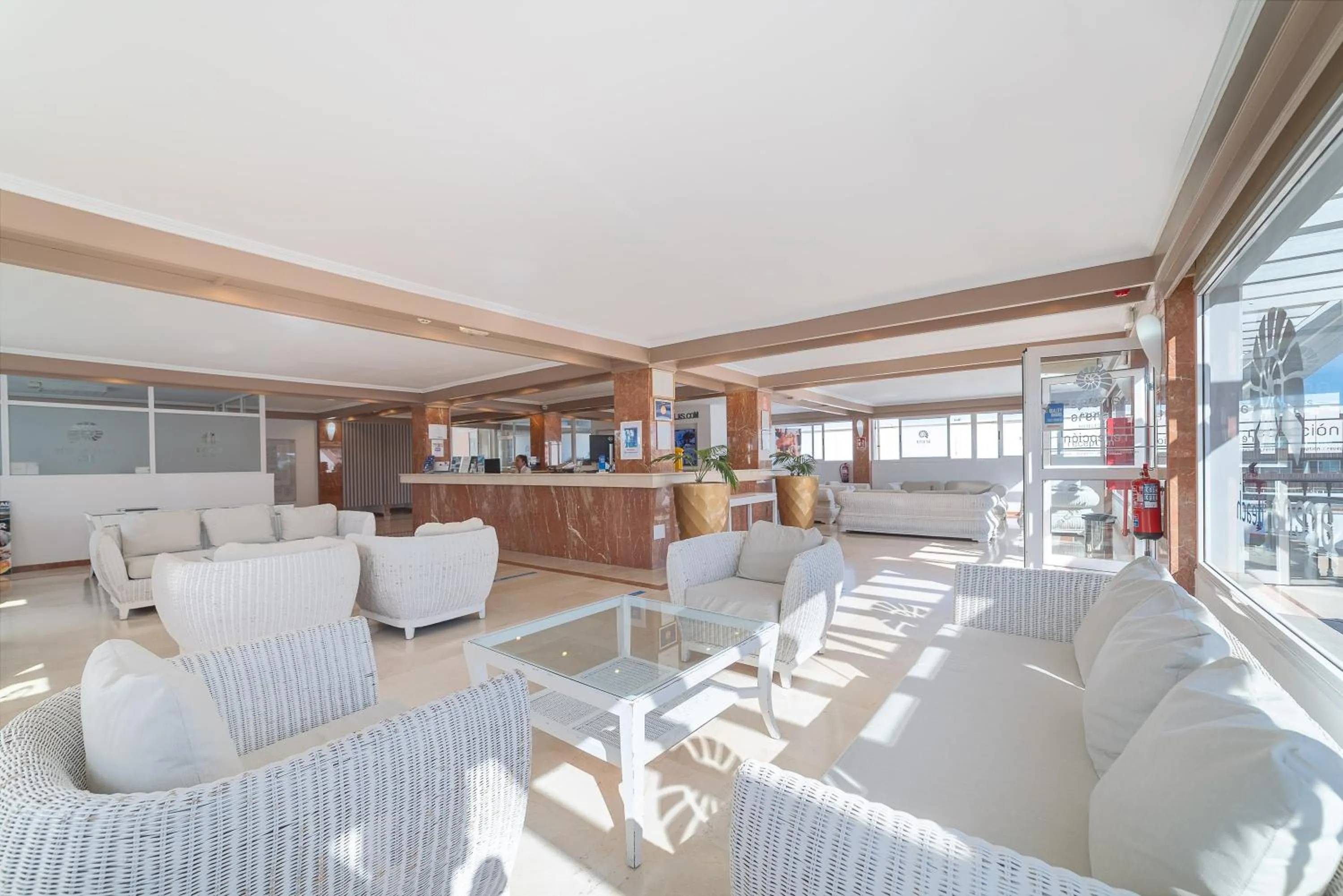 Lobby or reception in Hotel Arena Beach