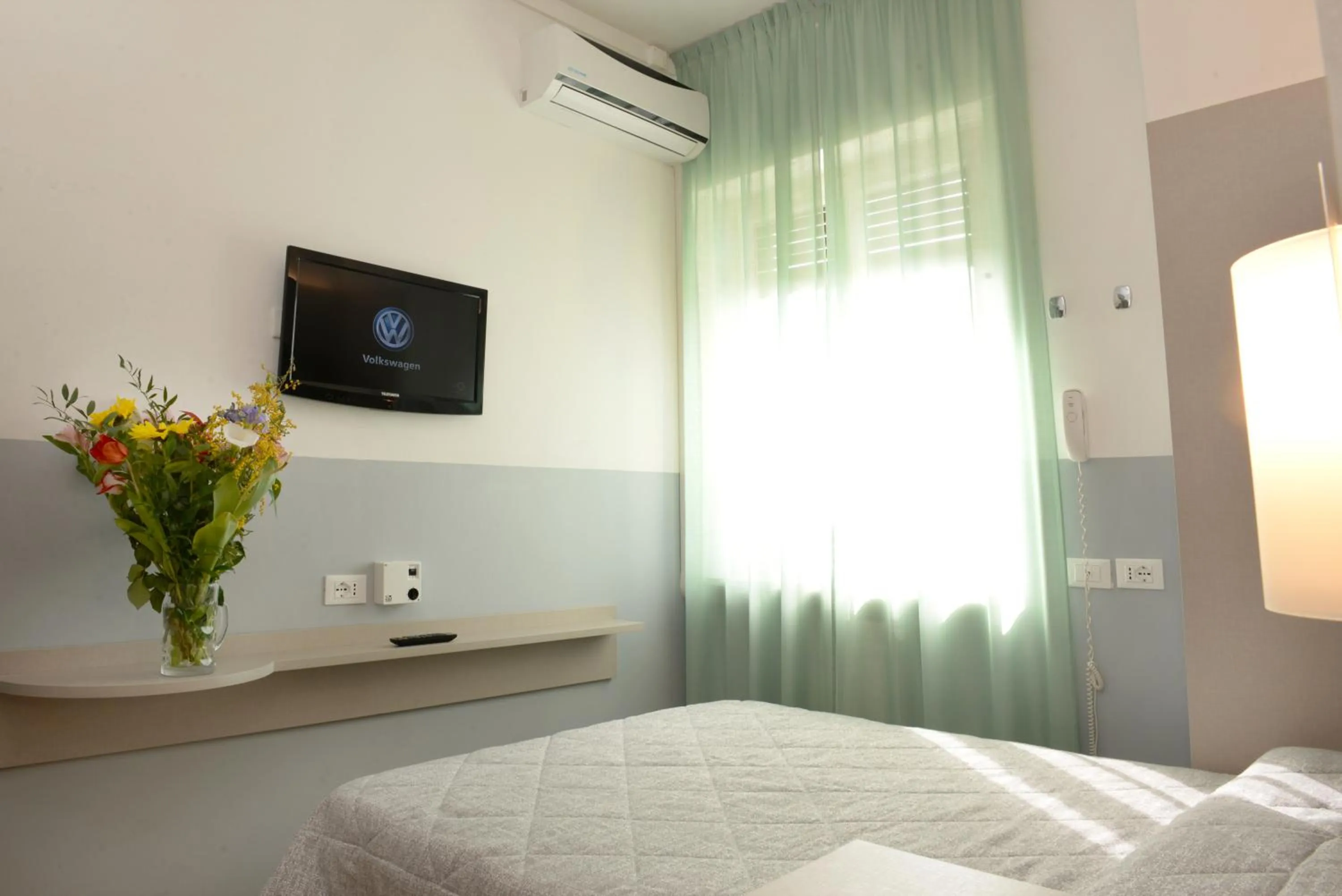 Photo of the whole room, Bed in Hotel Puntabella