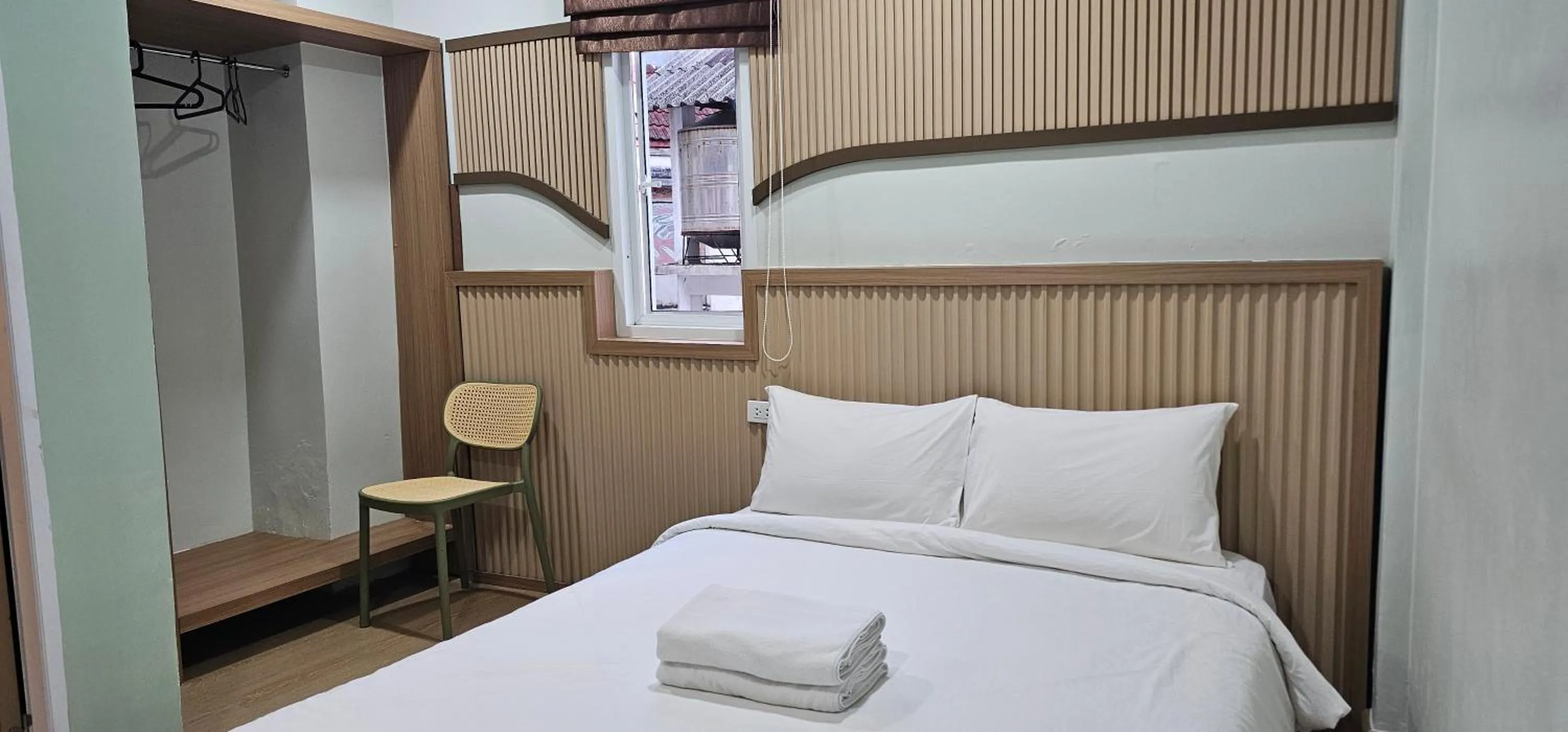 Bed in Lub Nai Hostel