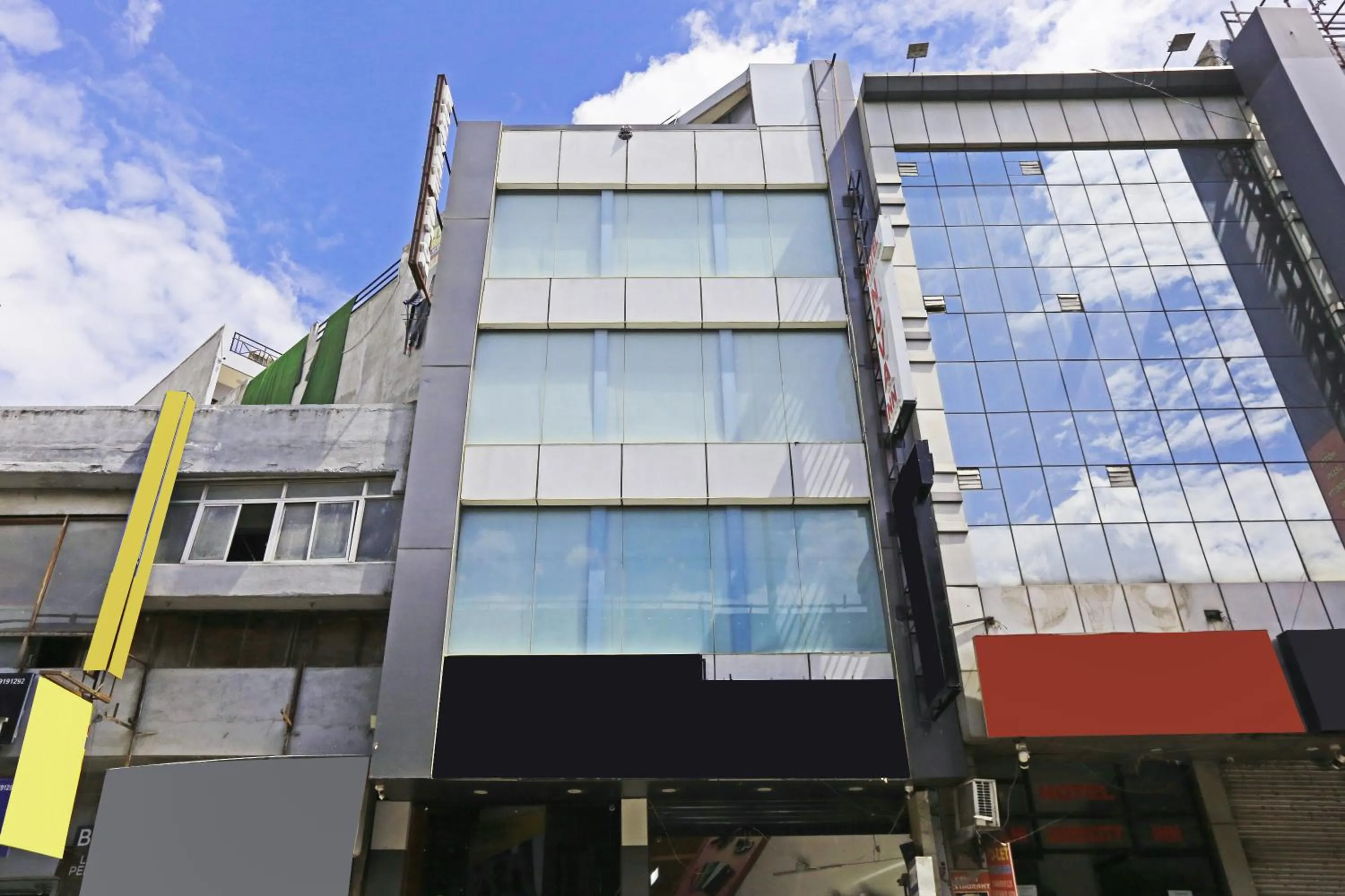 Property building in Hotel Nova Inn Near Delhi Airport