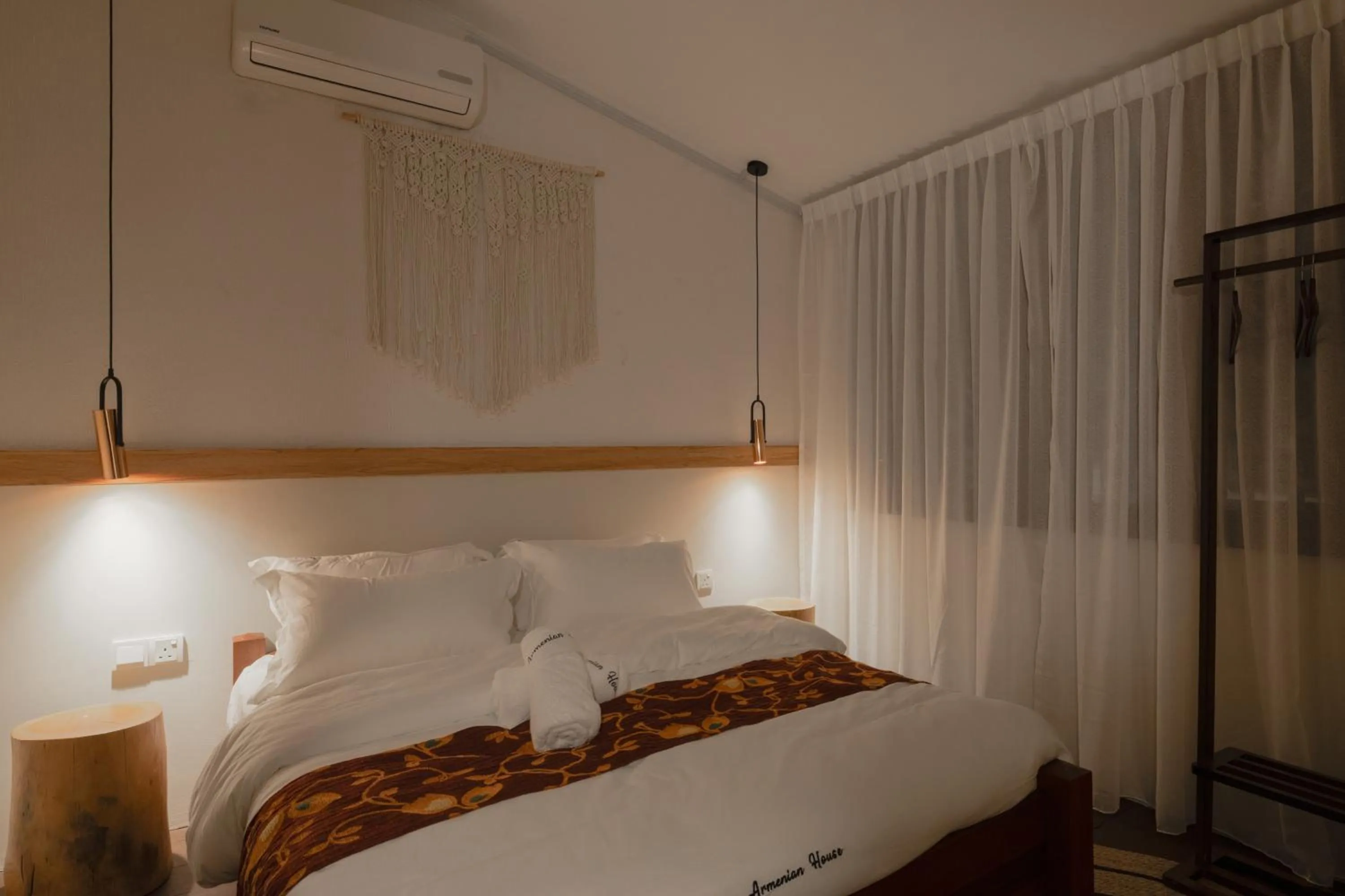 Bedroom, Bed in Armenian House by IIP