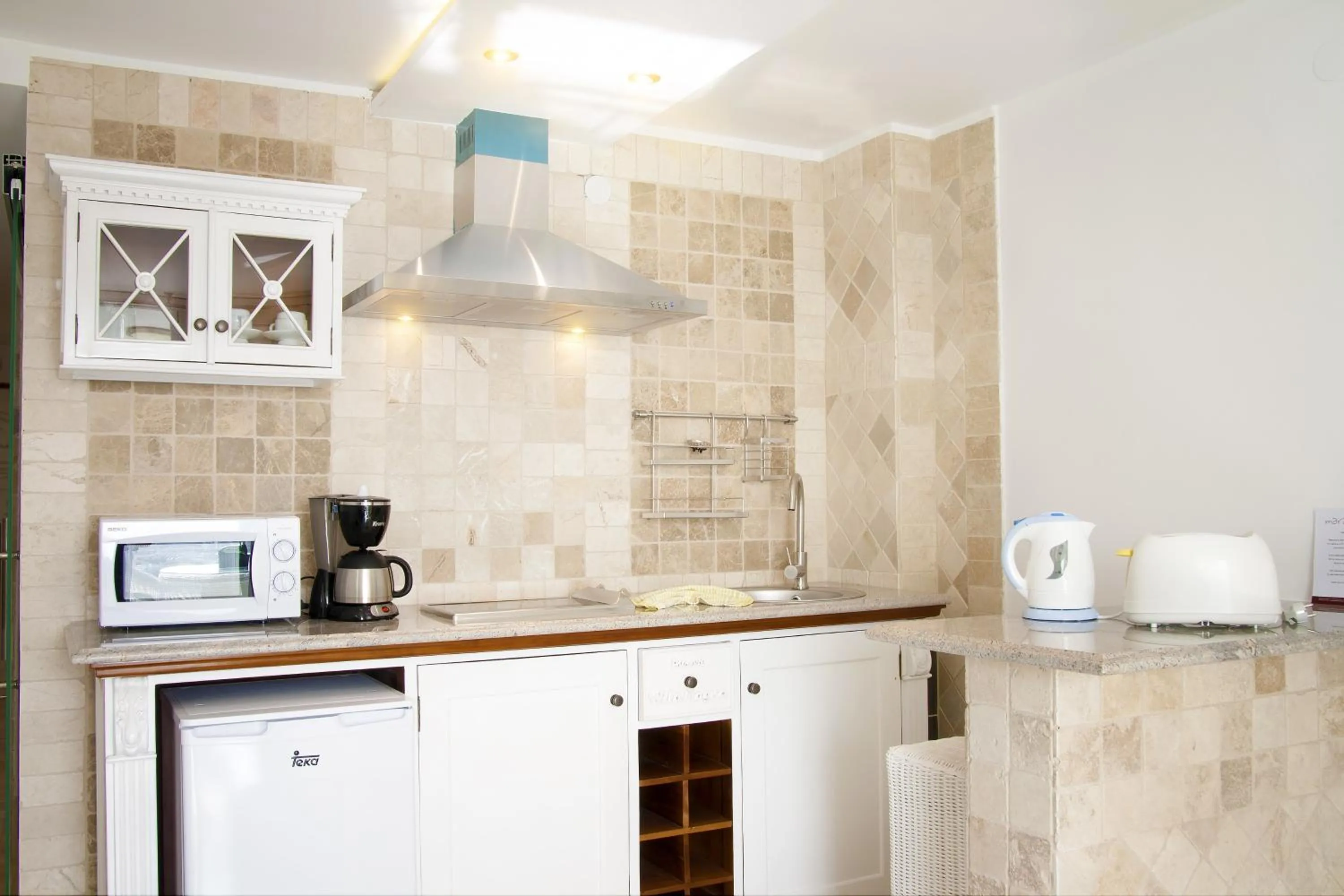 Kitchen or kitchenette in Villa Magna