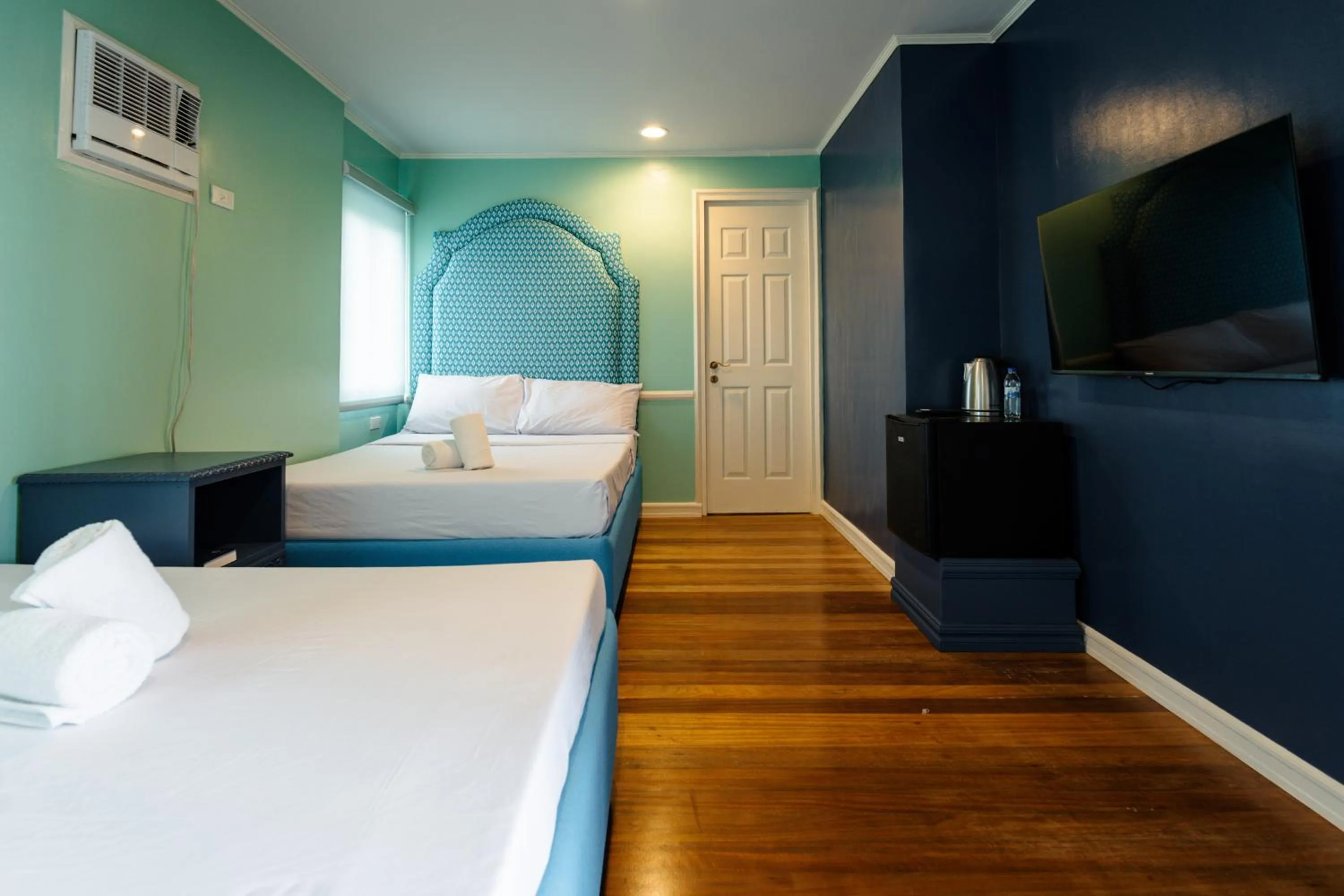 Bed in Jacobs Hill Tagaytay