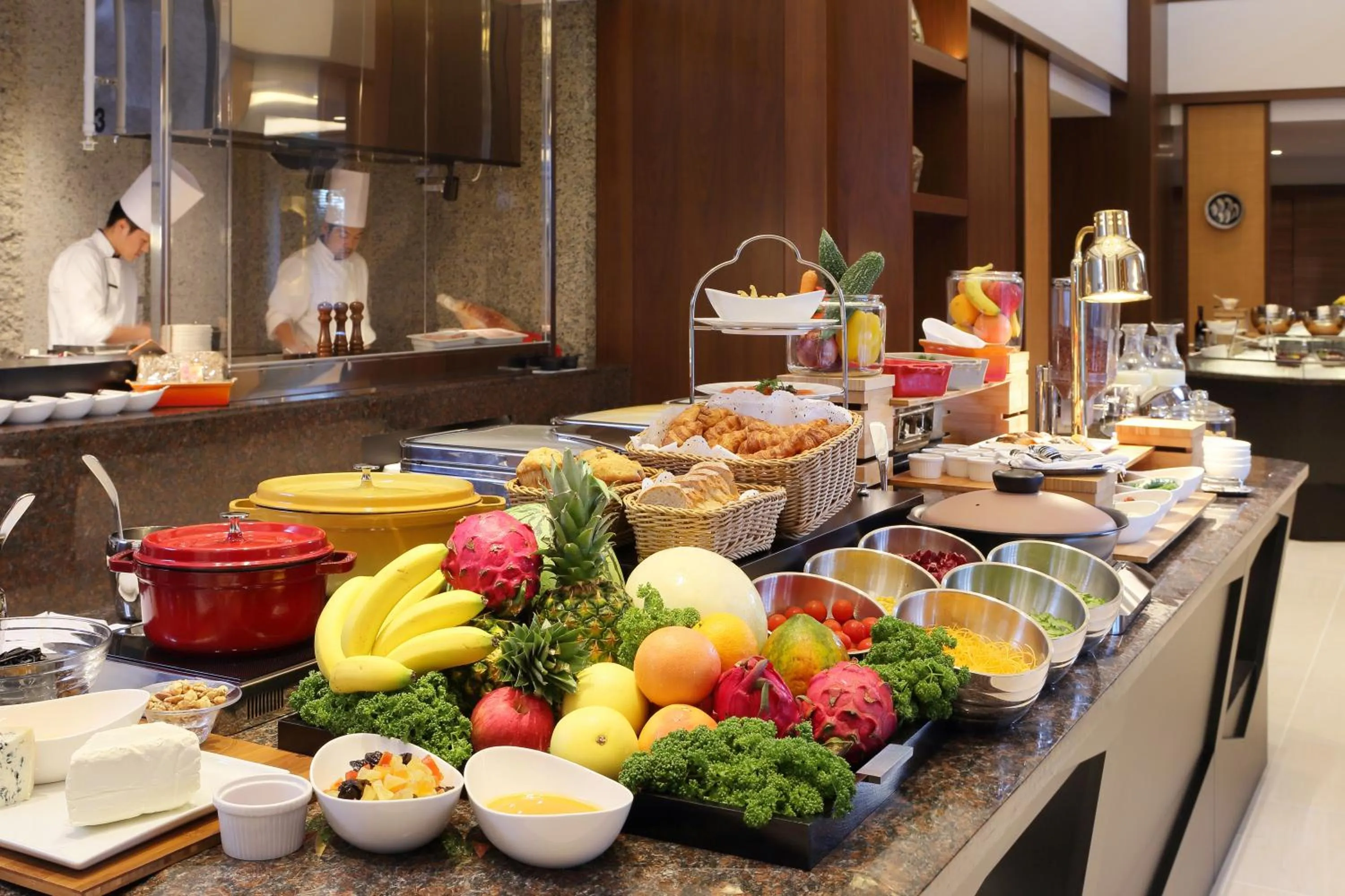 Restaurant/places to eat in Hyatt Regency Naha, Okinawa