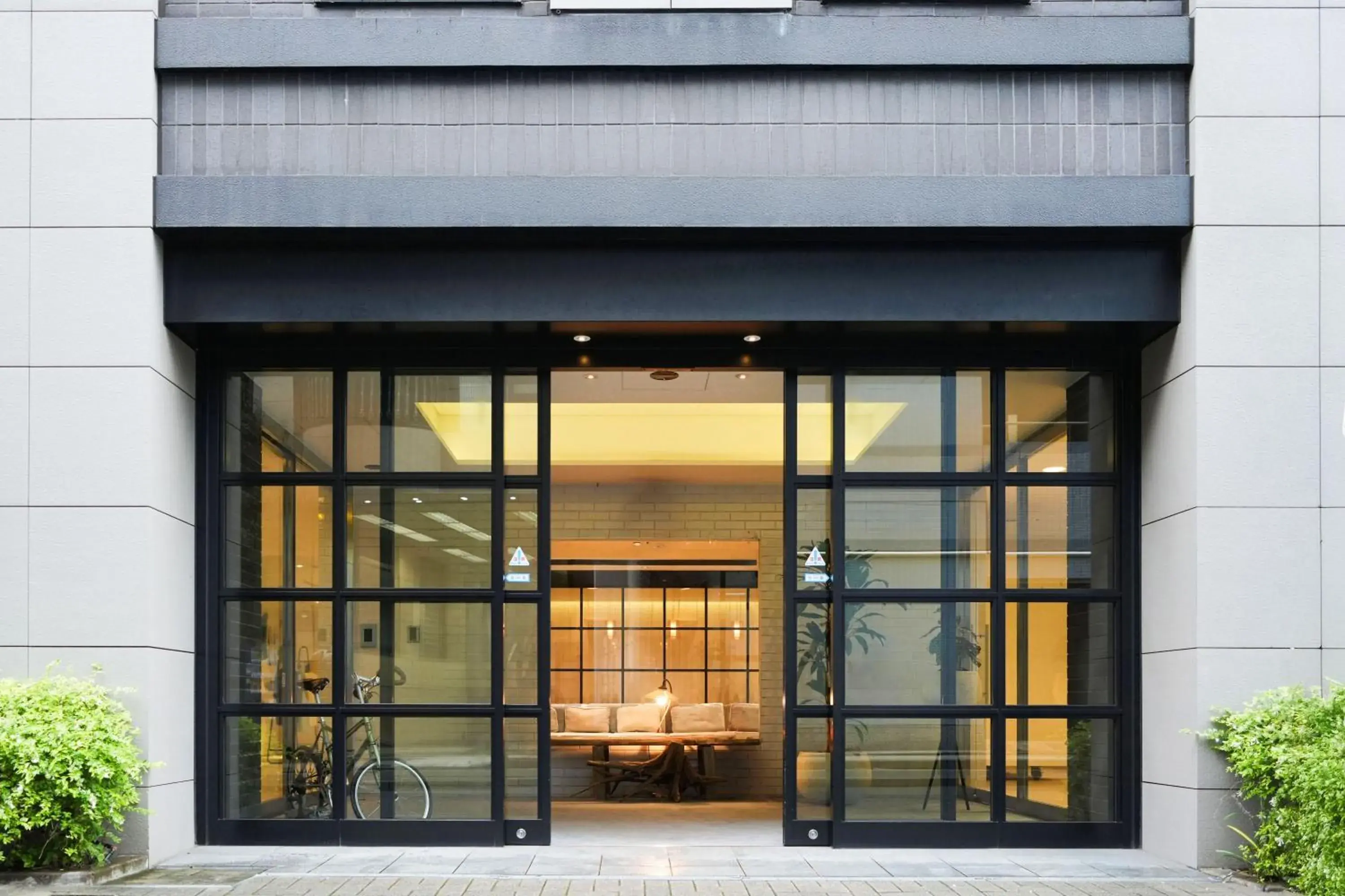 Rembrandt Style Yokohama Sakuragicho Rembrandt Style Yokohama Sakuragicho