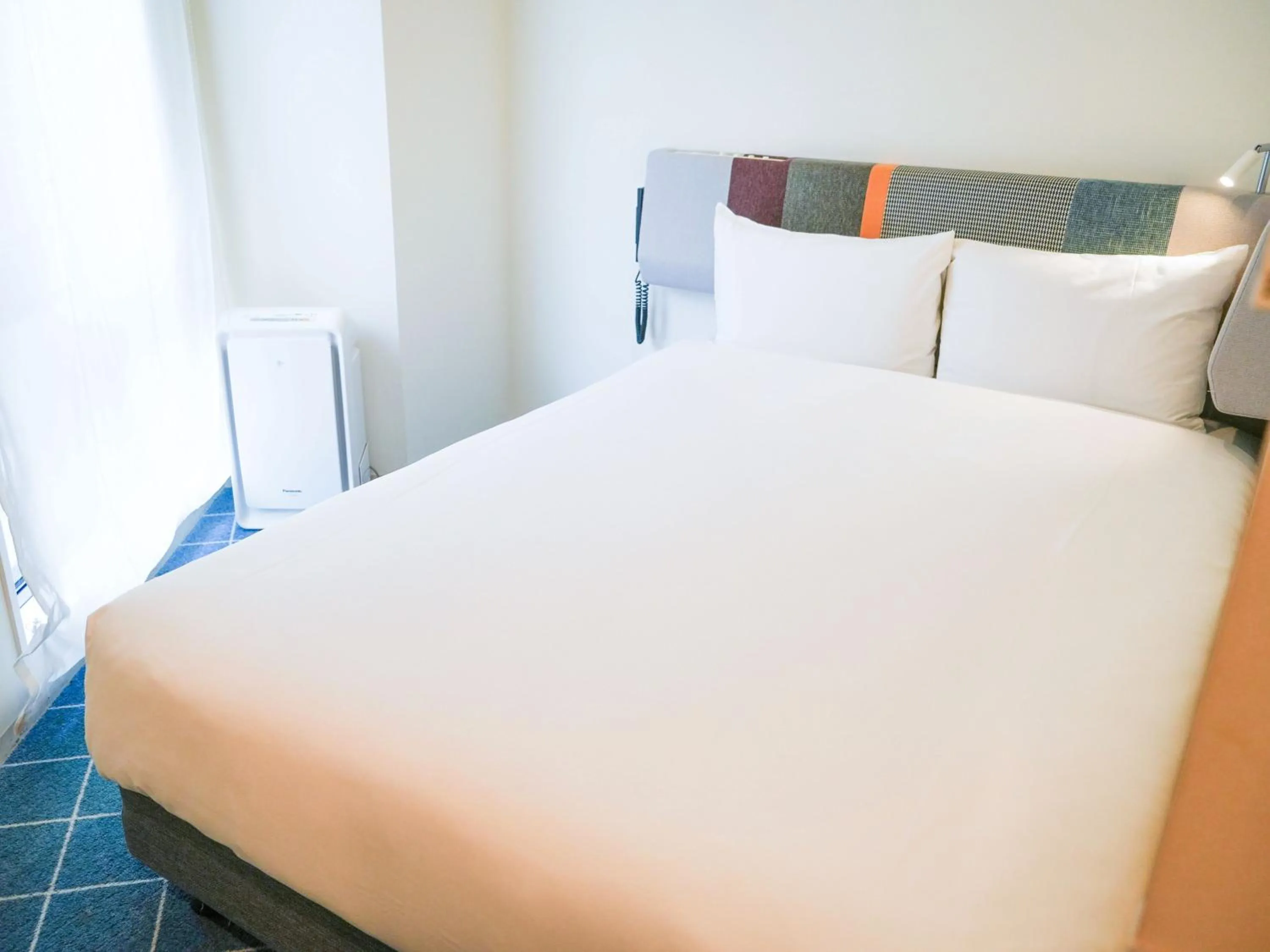 Bedroom, Bed in Rembrandt Style Yokohama Sakuragicho