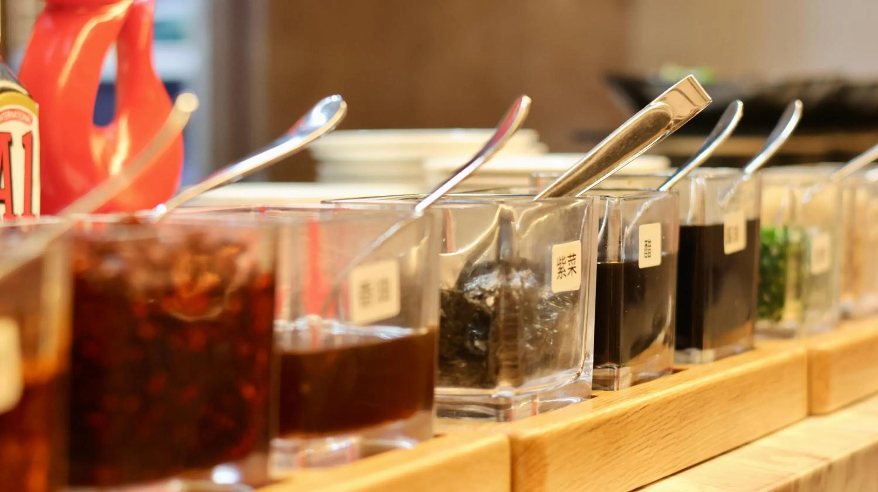 Buffet breakfast in Shanghai Hongqiao Yankuang Tulip Hotel