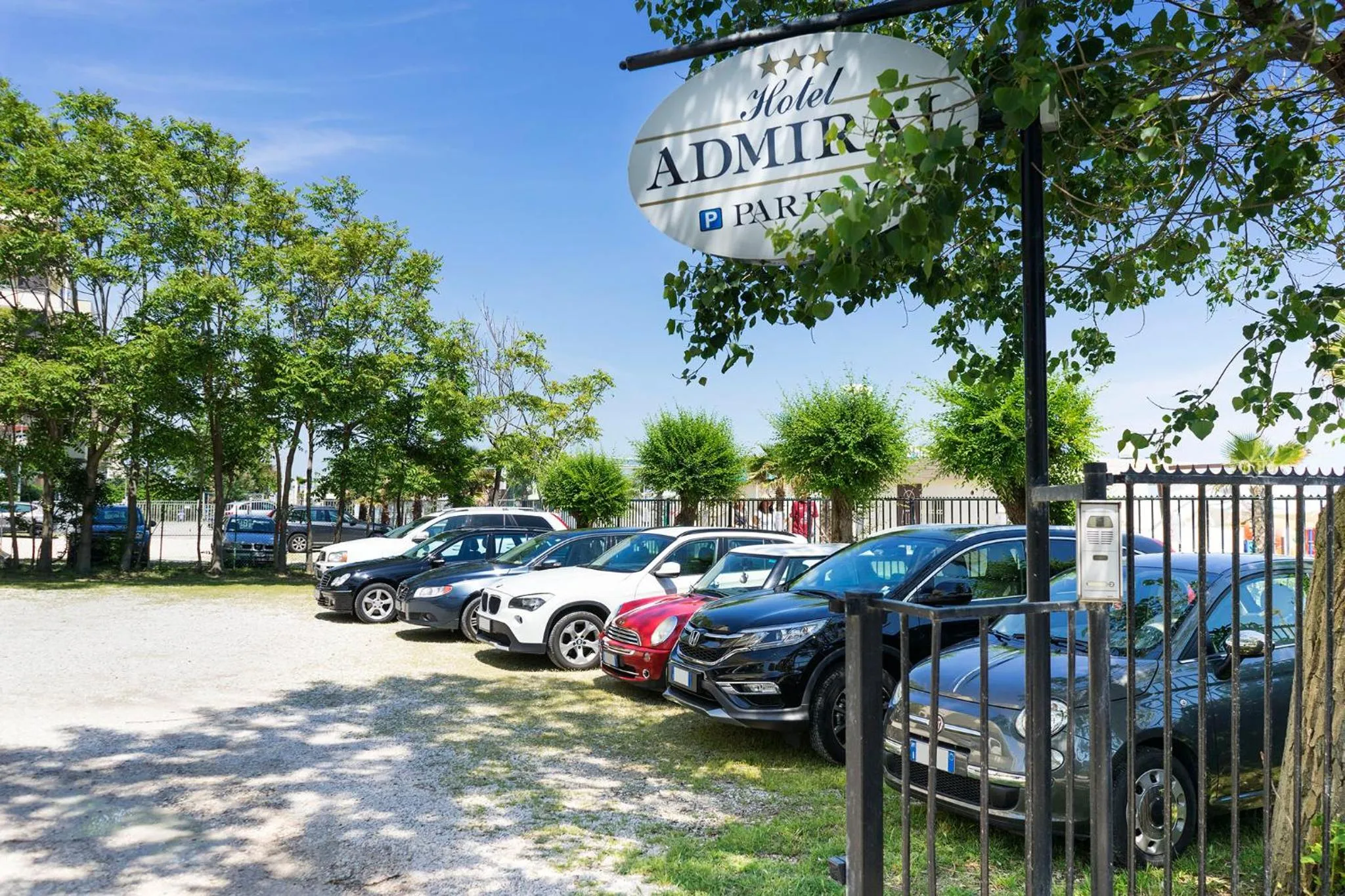Parking in Hotel Admiral - on the beach