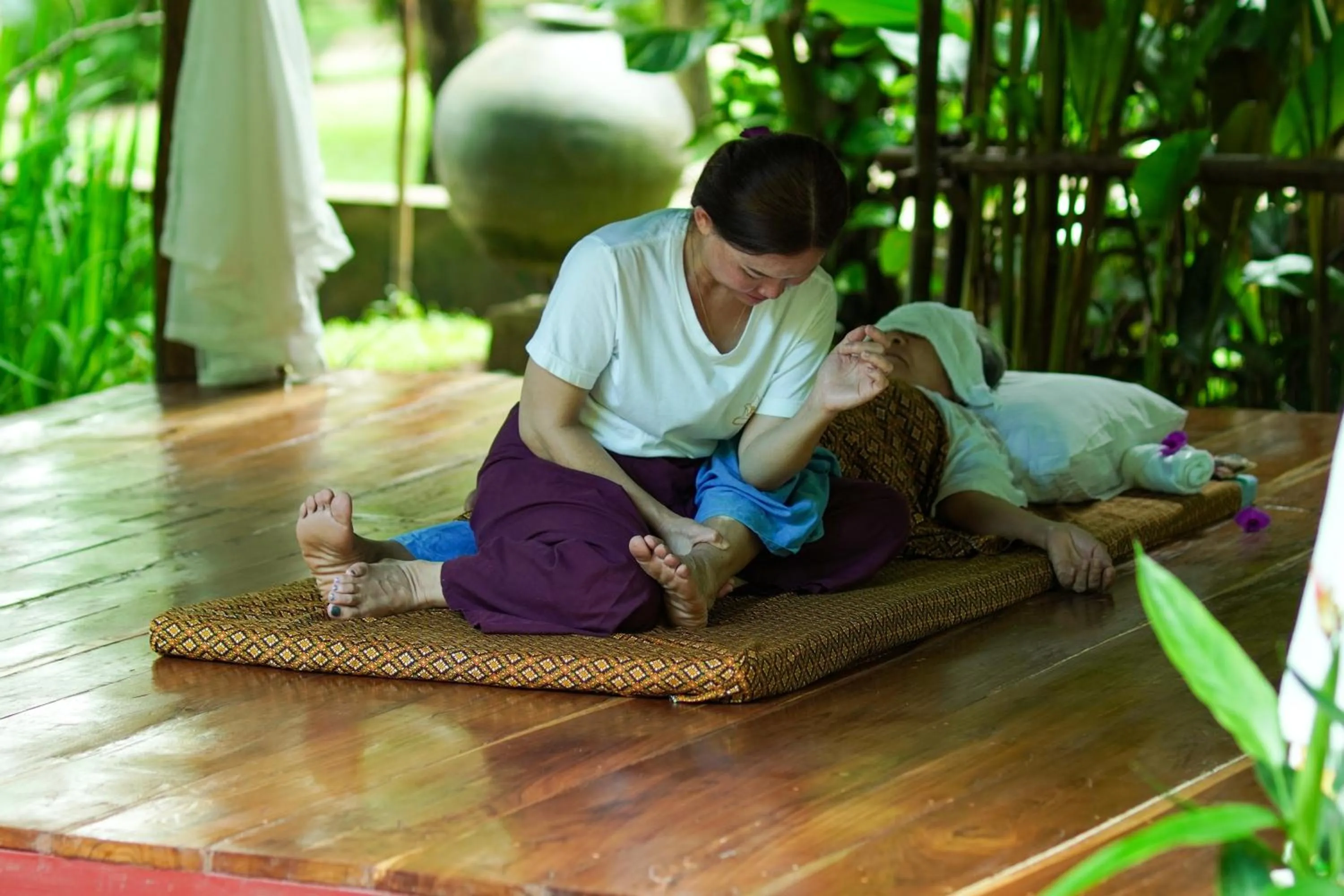 Massage in Monoceros Resort