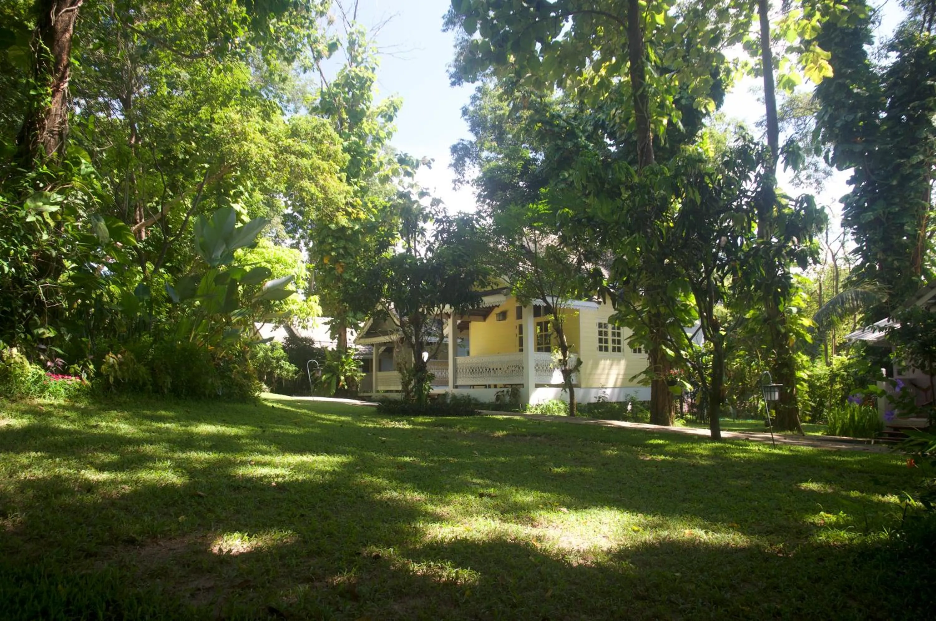 Garden in Monoceros Resort