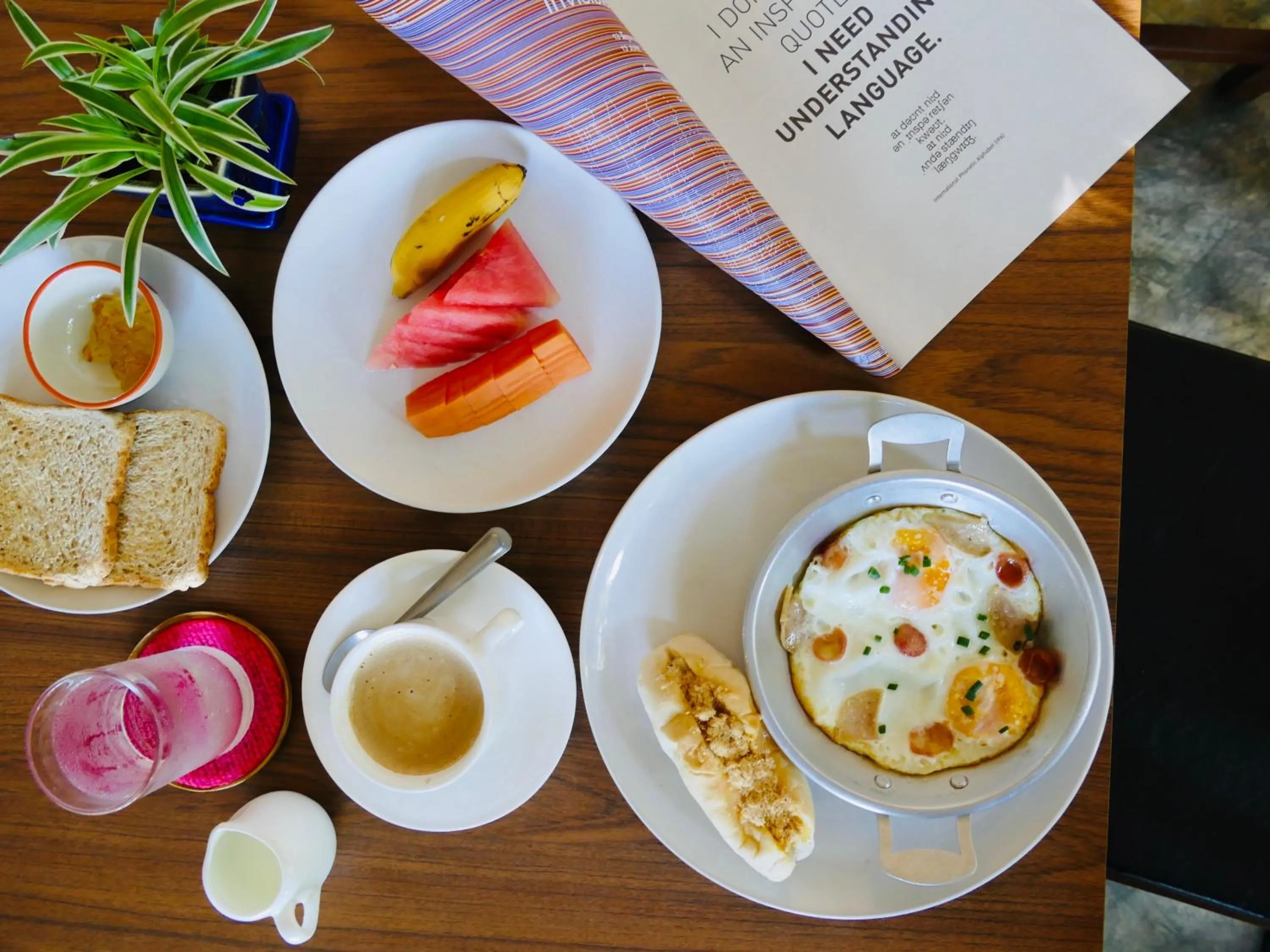 Restaurant/places to eat in Monoceros Resort