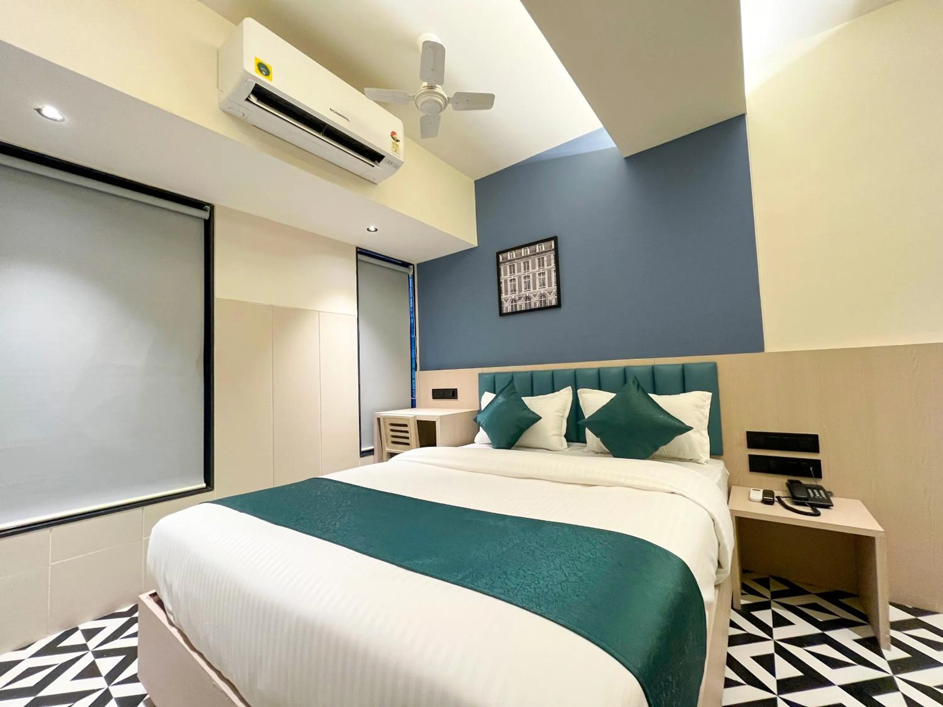 Bedroom, Bed in Bandra Stays