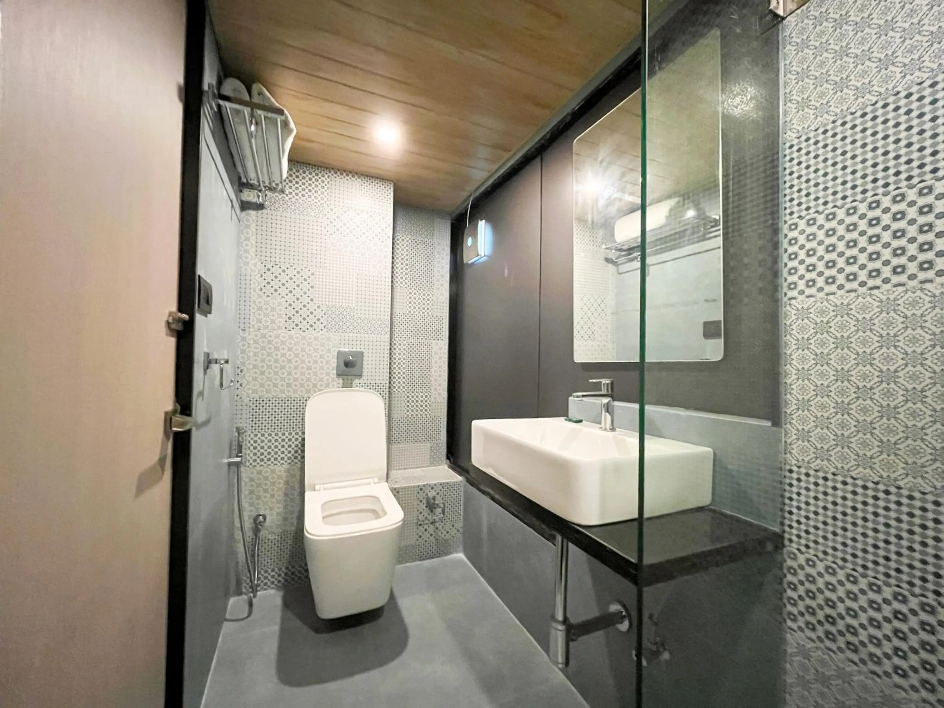 Bathroom in Bandra Stays