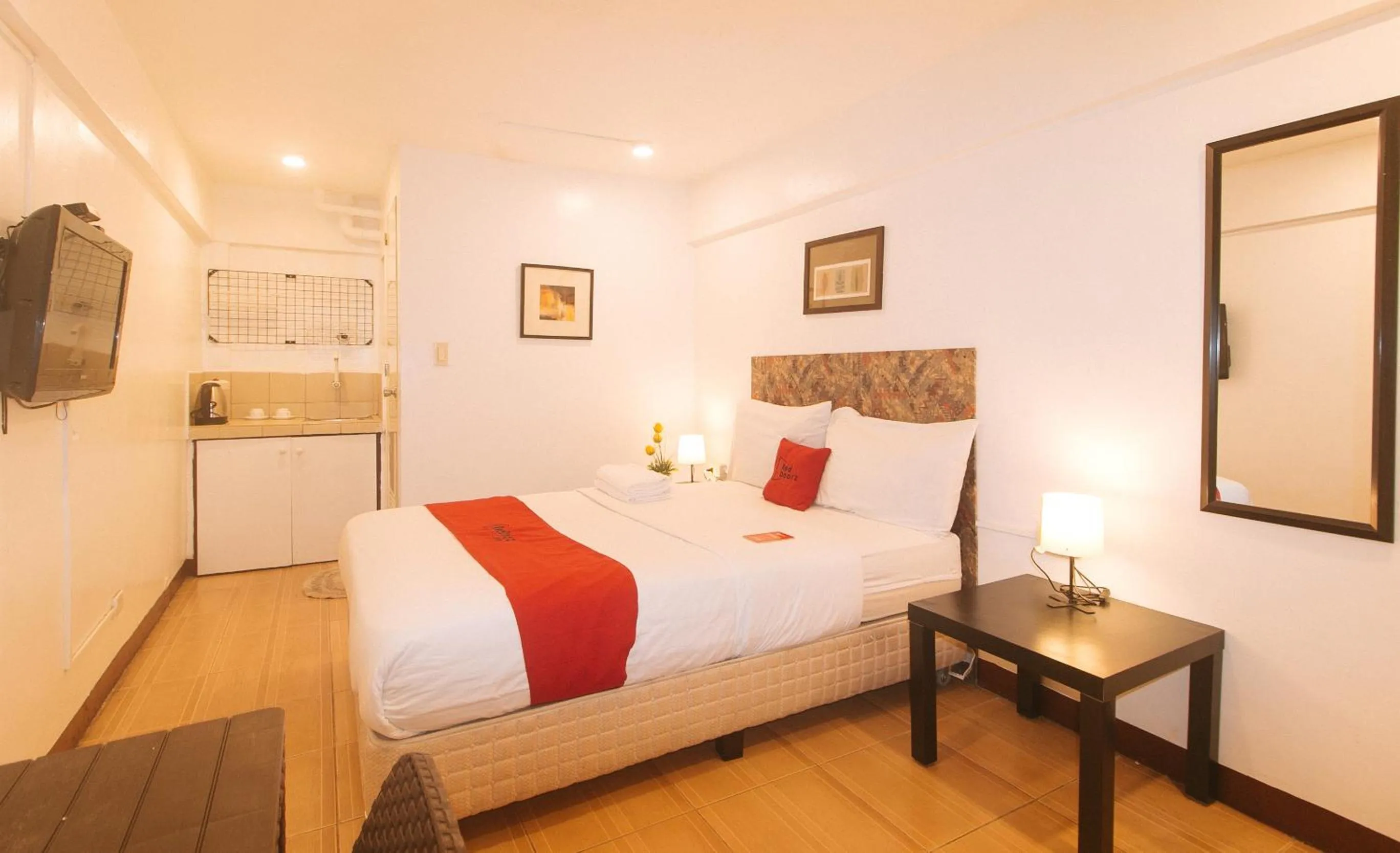 Bed in RedDoorz at City Stay Inns Marilao