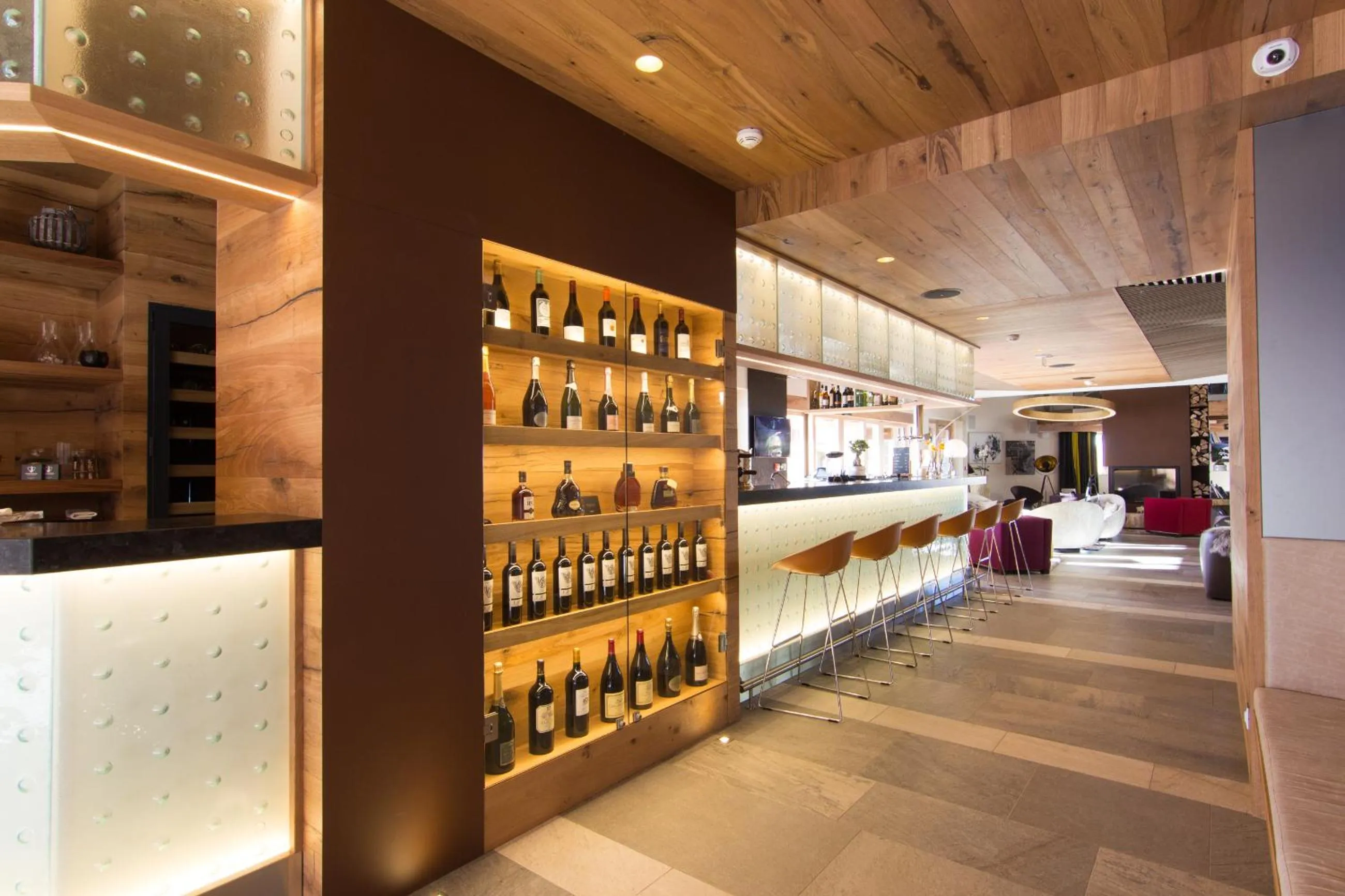 Restaurant/places to eat in Hotel Pashmina Le Refuge