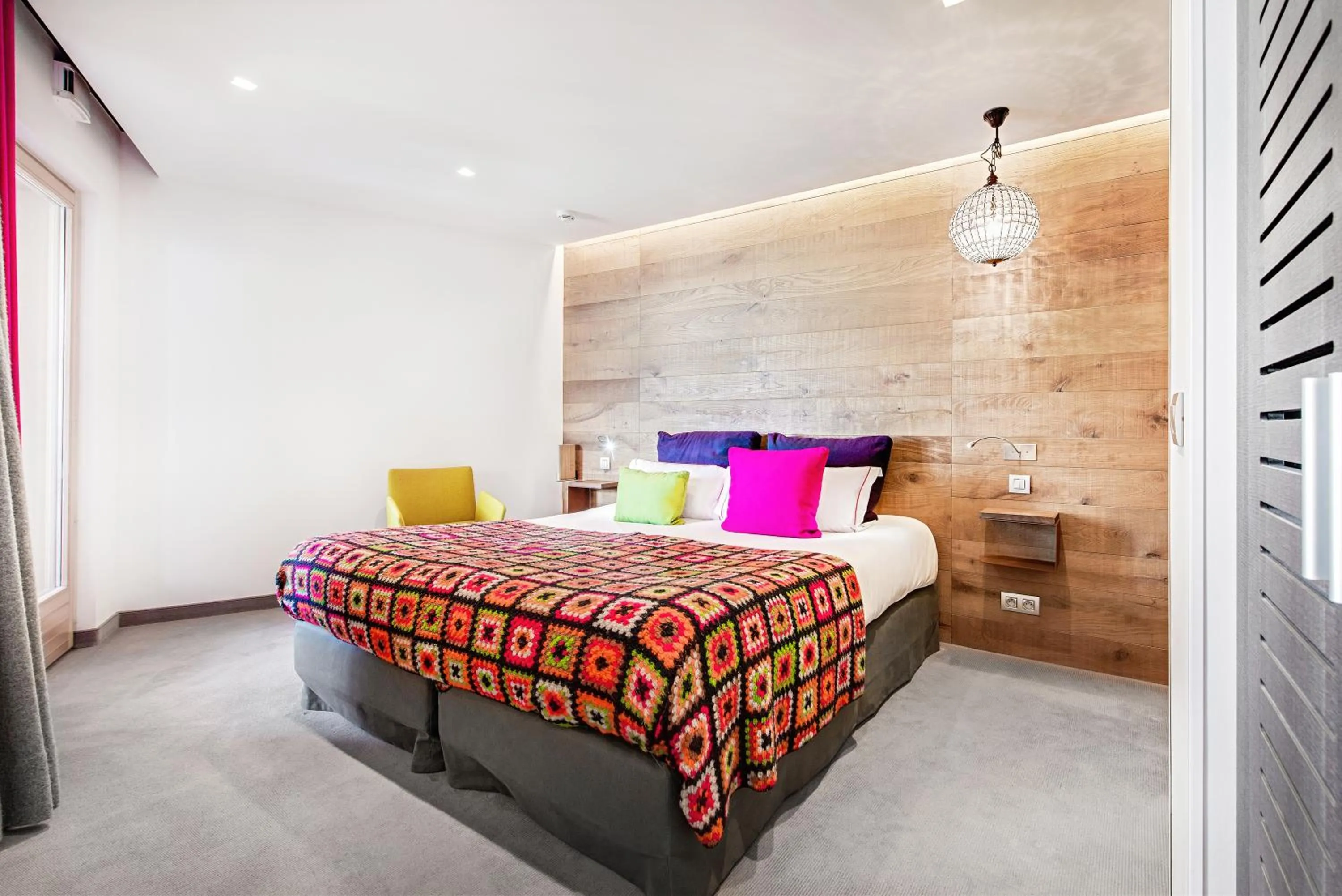 Bed in Hotel Pashmina Le Refuge