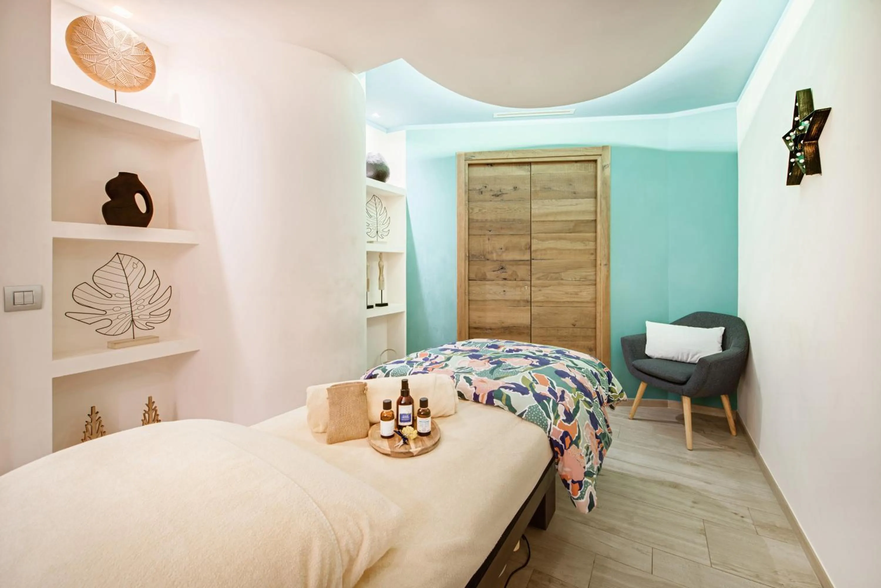 Bed in Hotel Pashmina Le Refuge