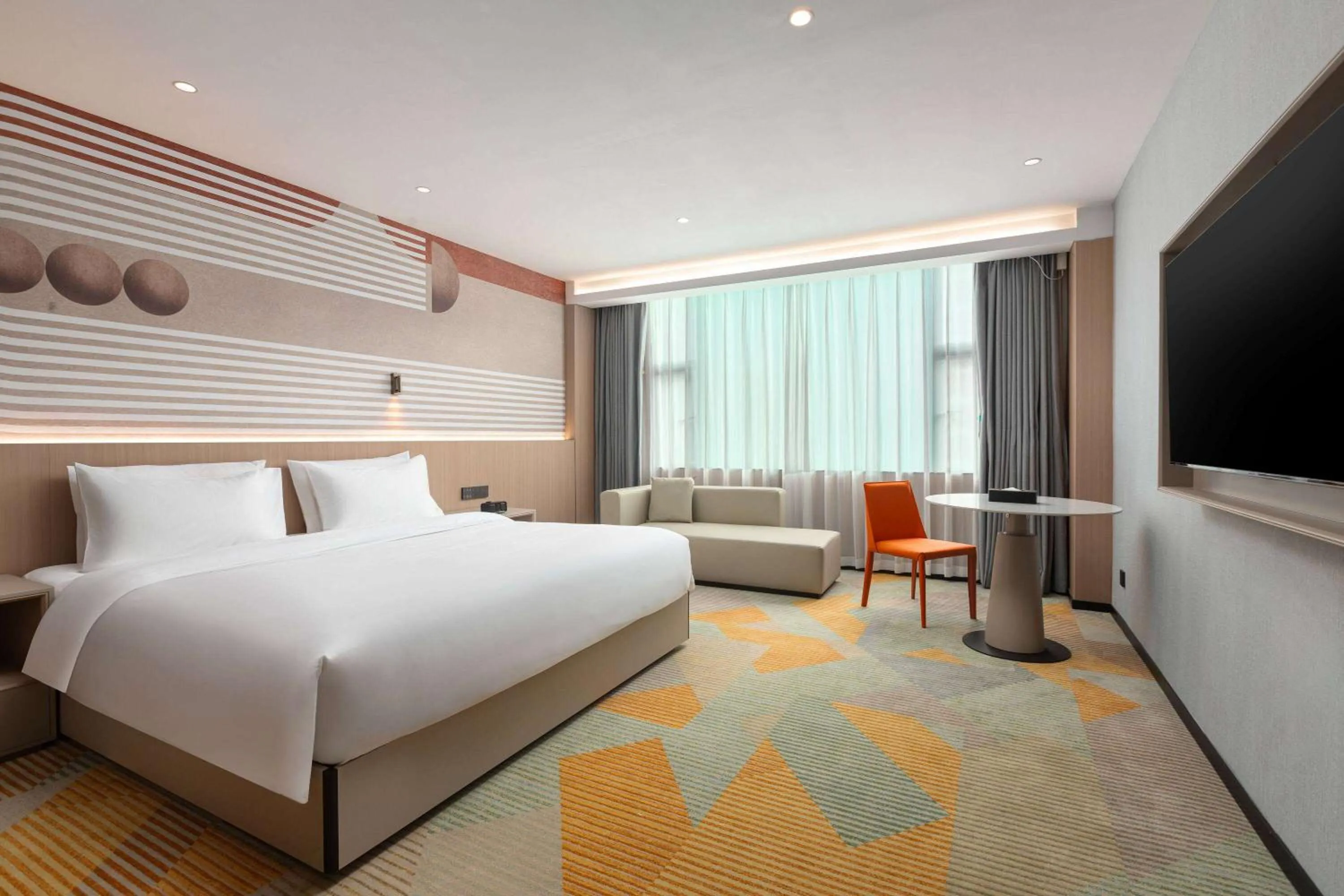 Photo of the whole room, Bed in Hawthorn by Wyndham Guangzhou Baiyun Airport