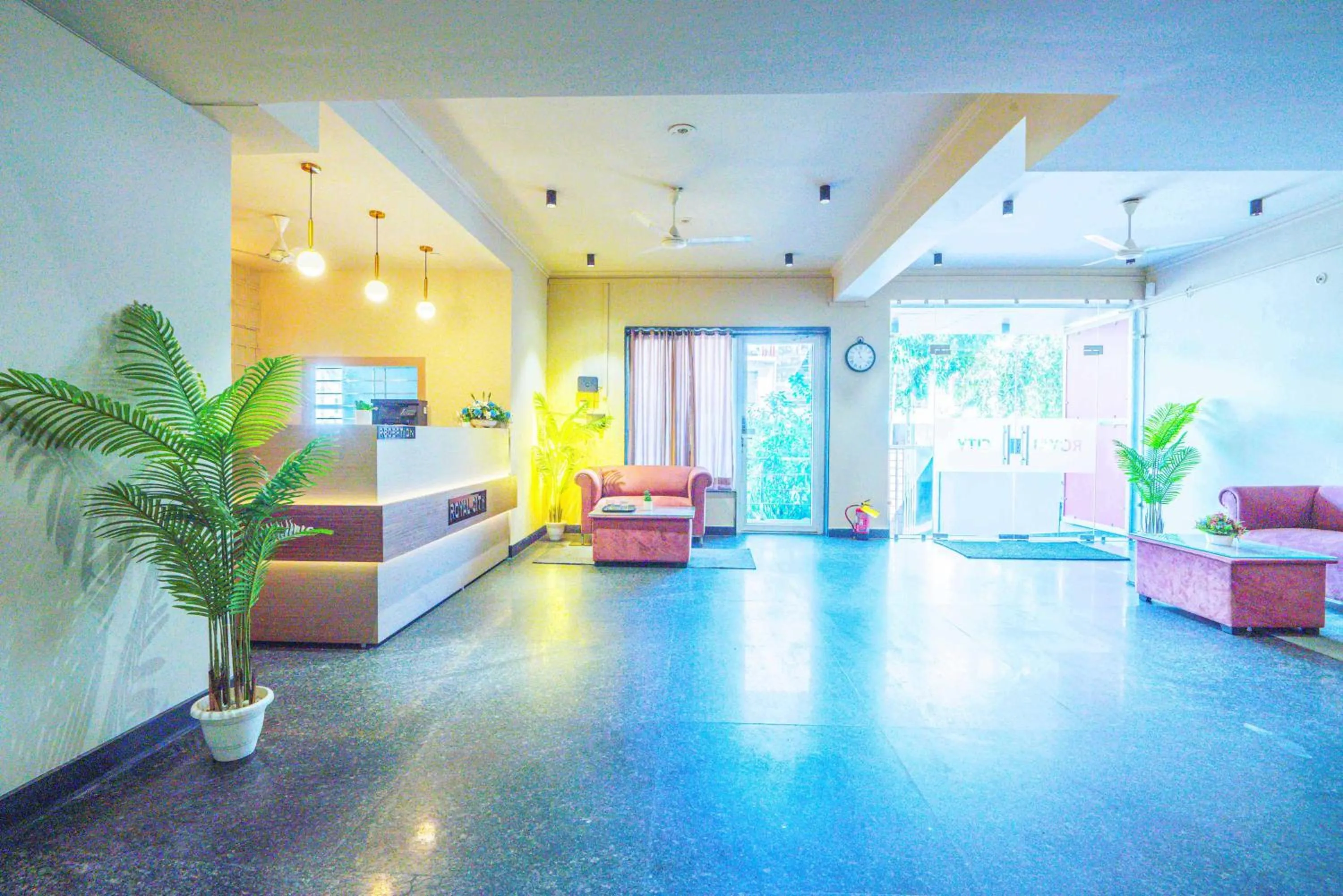 Seating area in Treebo Royal City