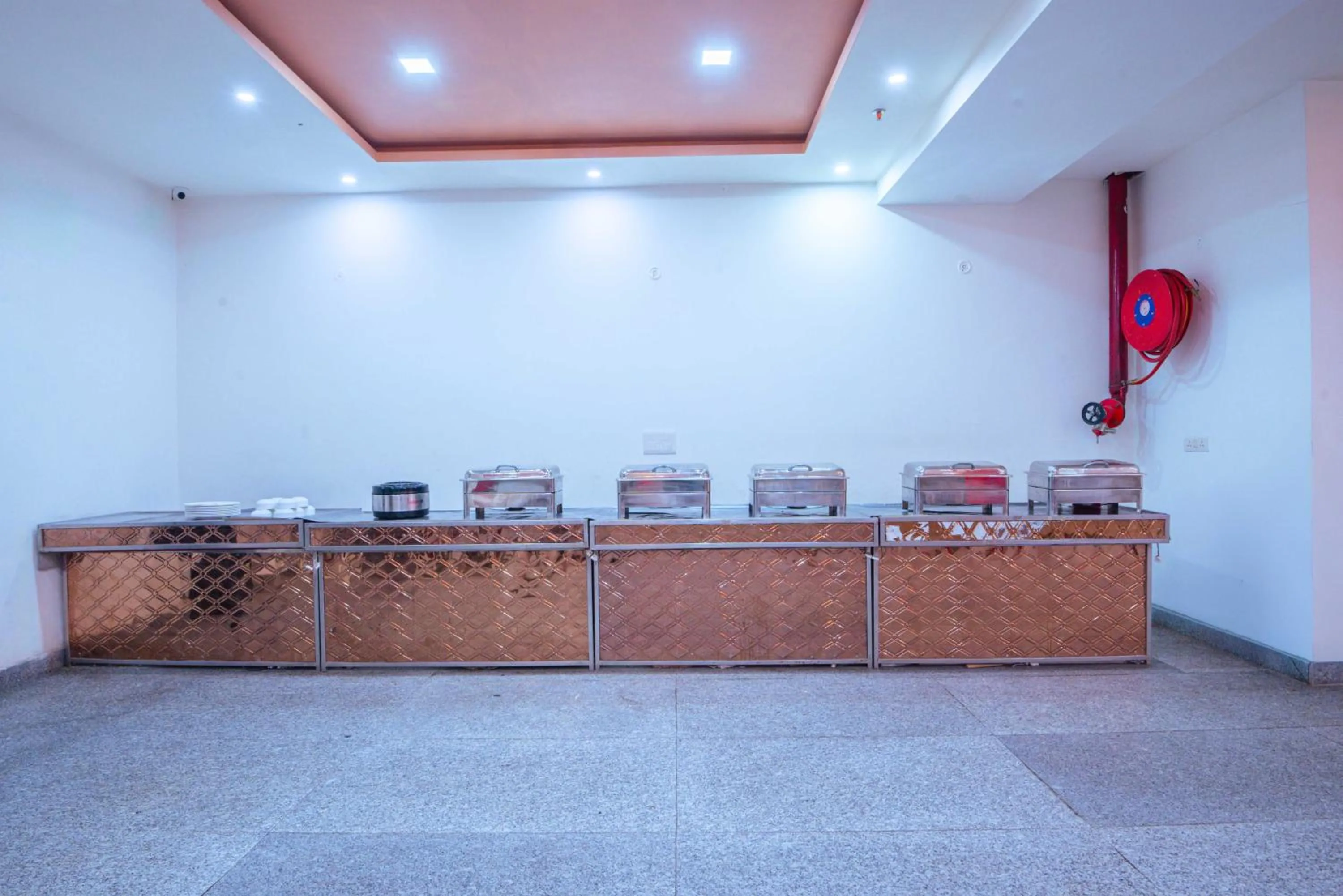 Breakfast in Treebo Royal City