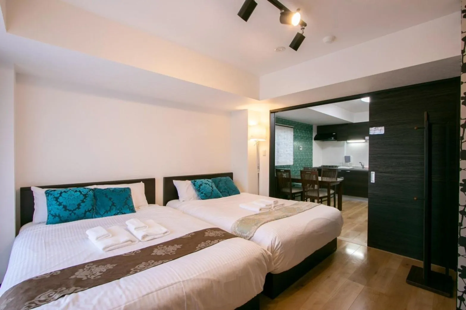 Bed in Randor Residence Tokyo Annex