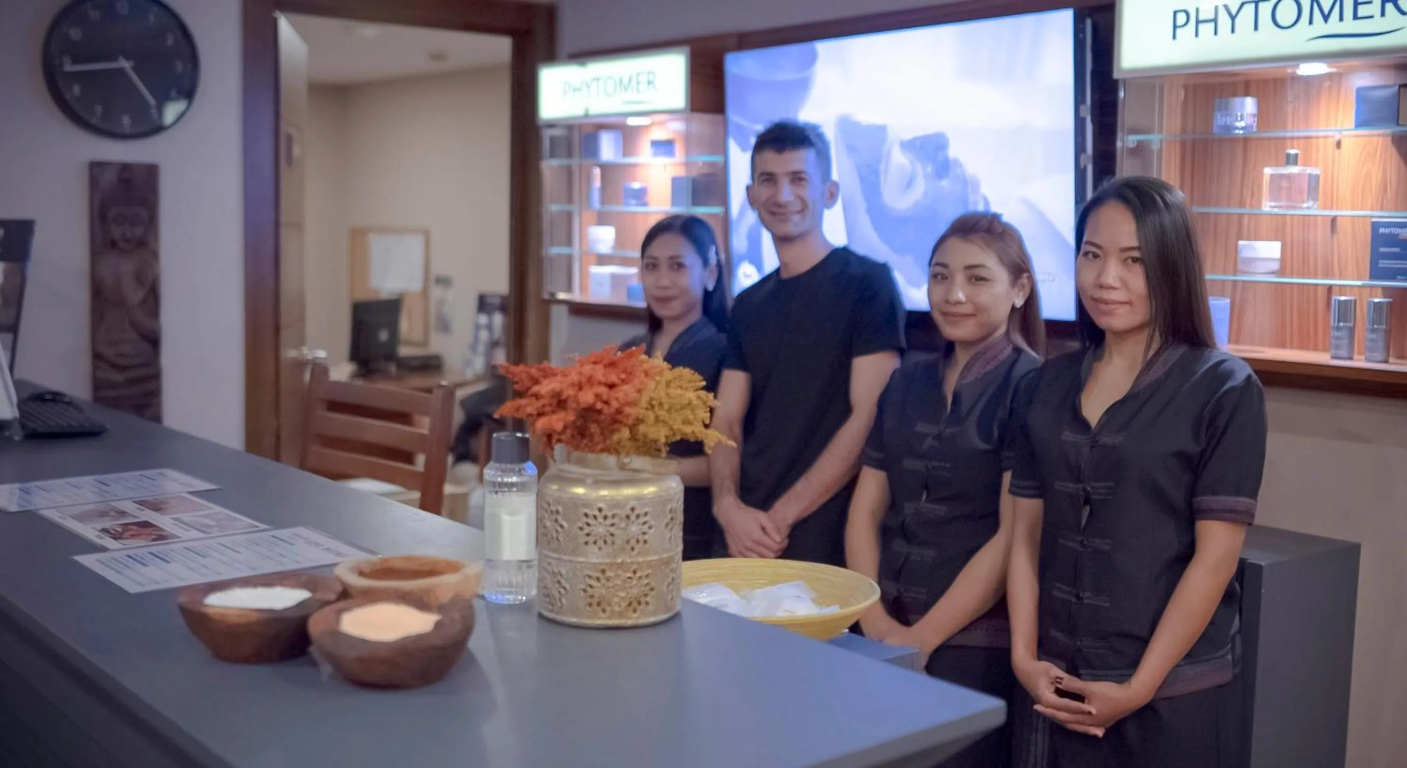 Staff in Ağaoğlu My Mountain