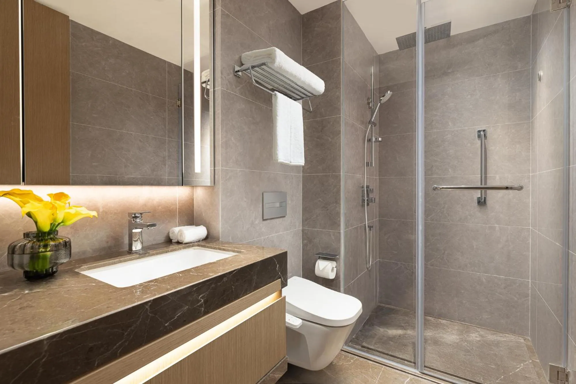 Shower in Somerset Wanxia Shenzhen