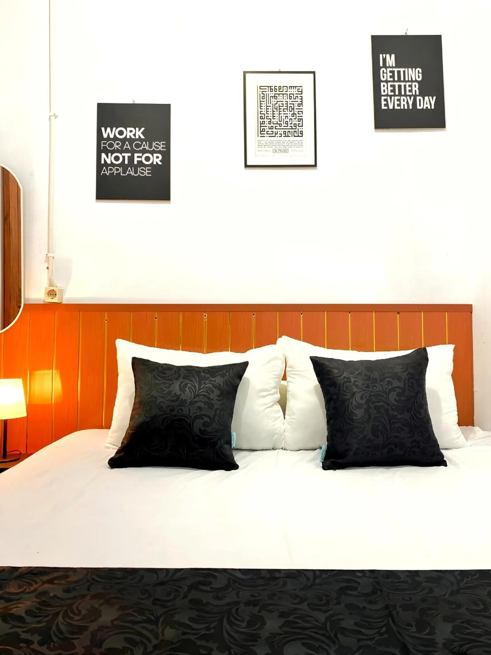 Photo of the whole room, Bed in Jogja Day Inn