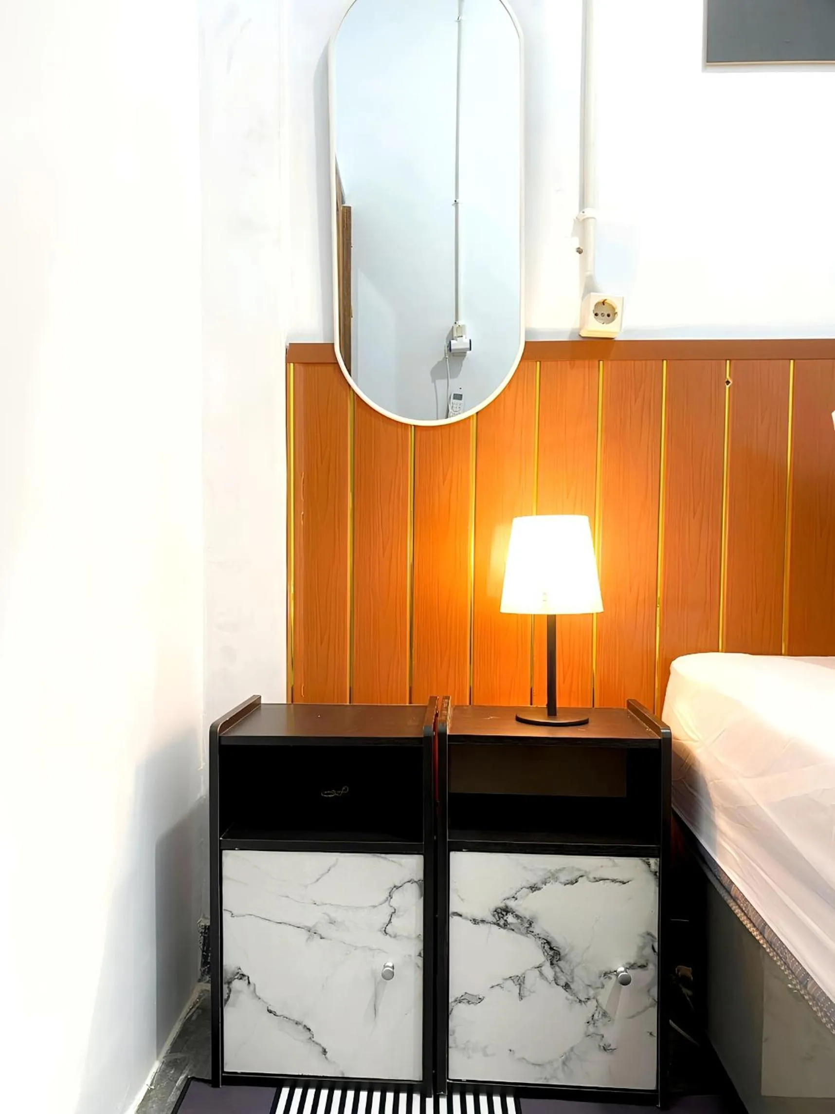 Photo of the whole room, Bed in Jogja Day Inn