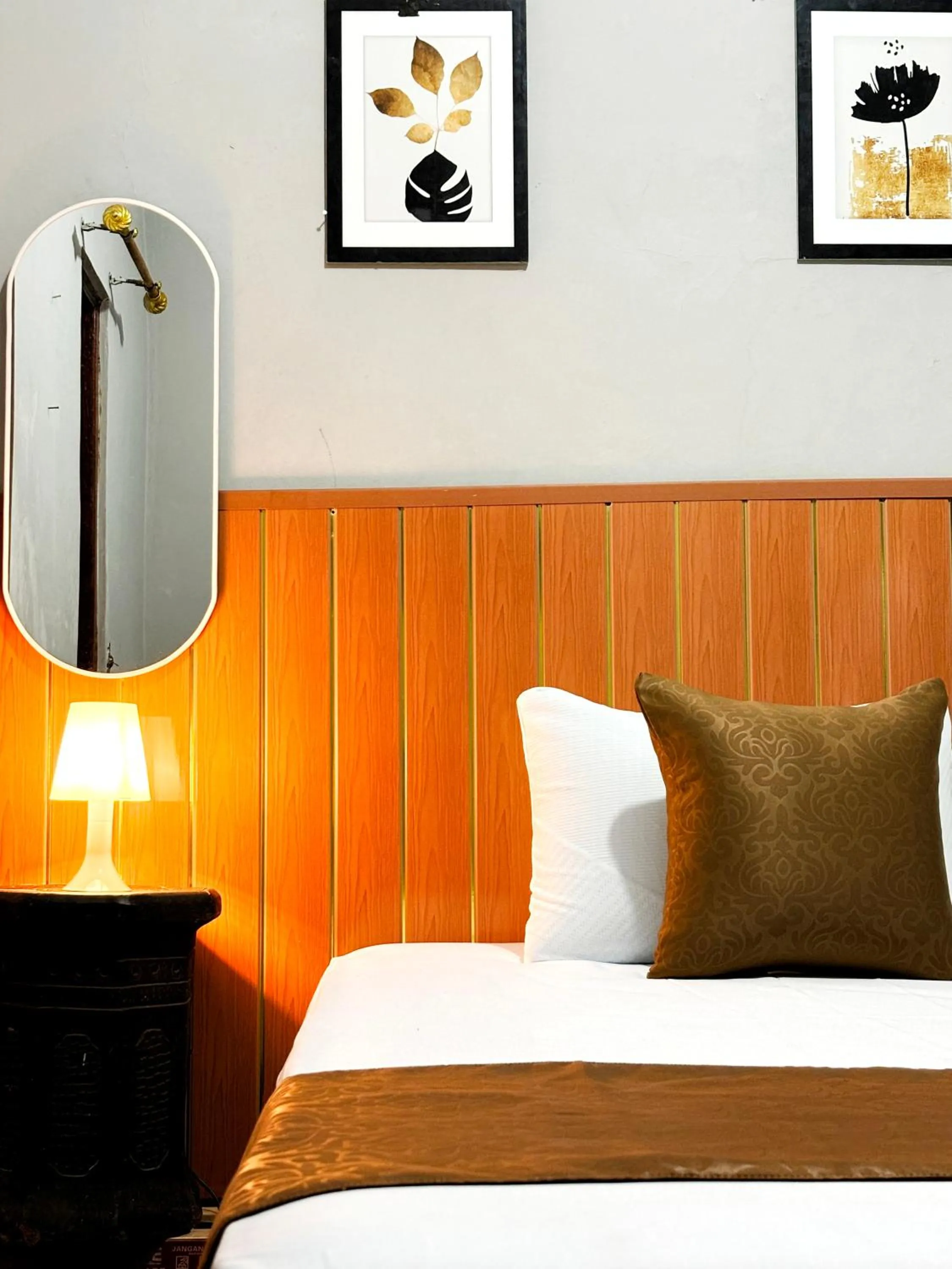 Bedroom, Bed in Jogja Day Inn