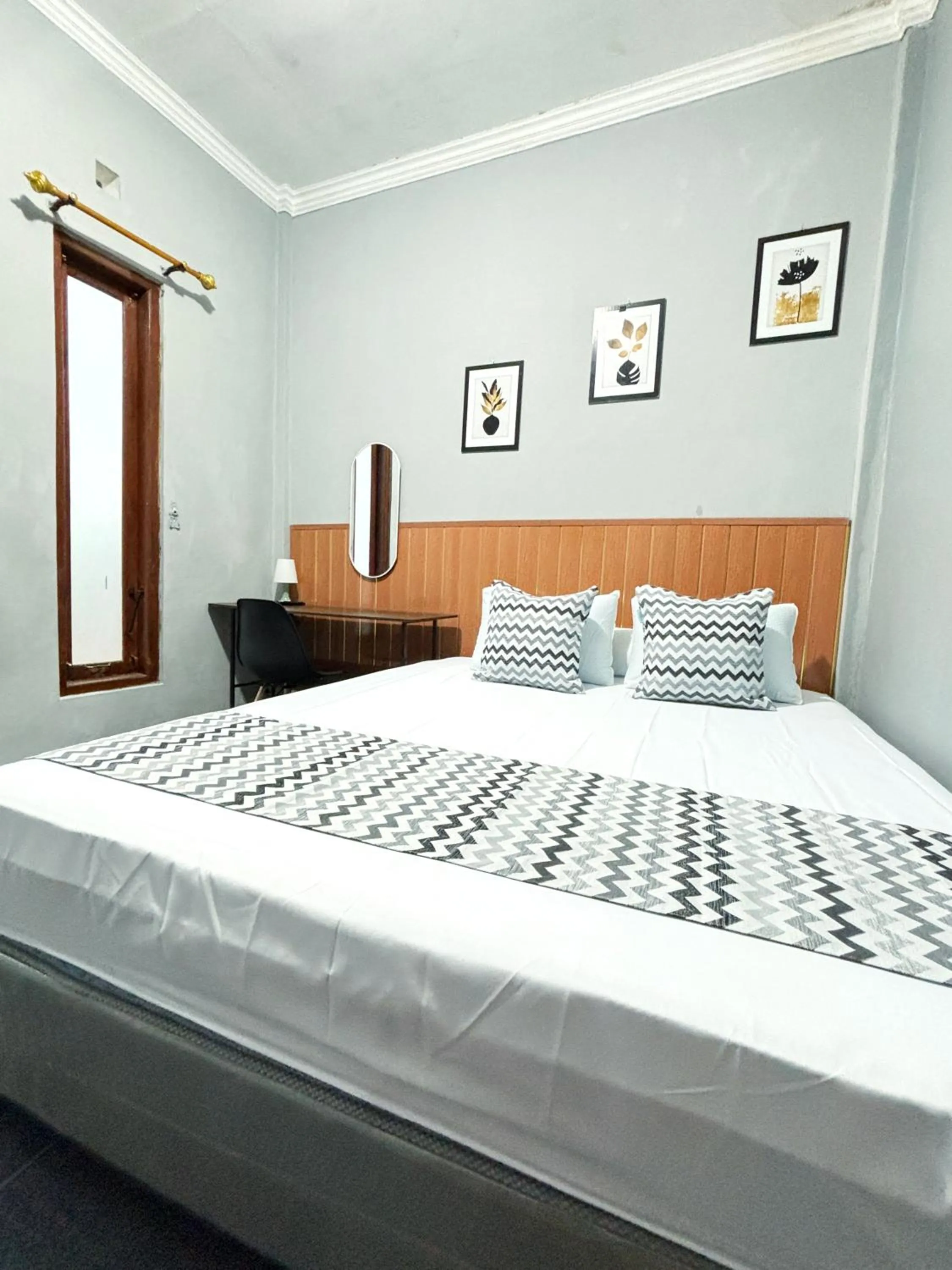 Bed in Jogja Day Inn