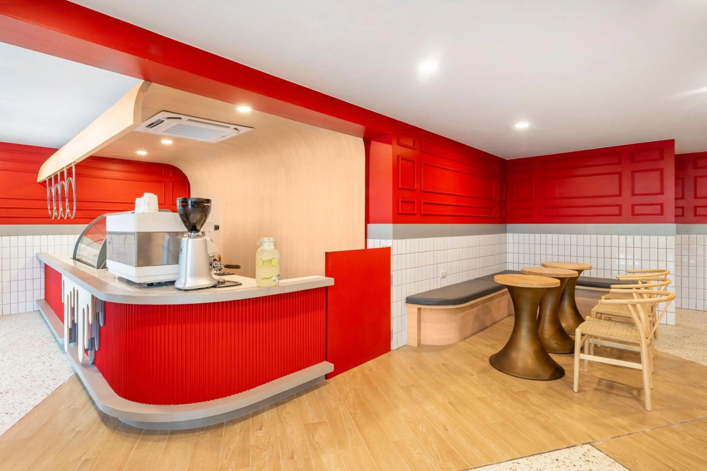 Restaurant/places to eat in Summer Sea Phi Phi Island