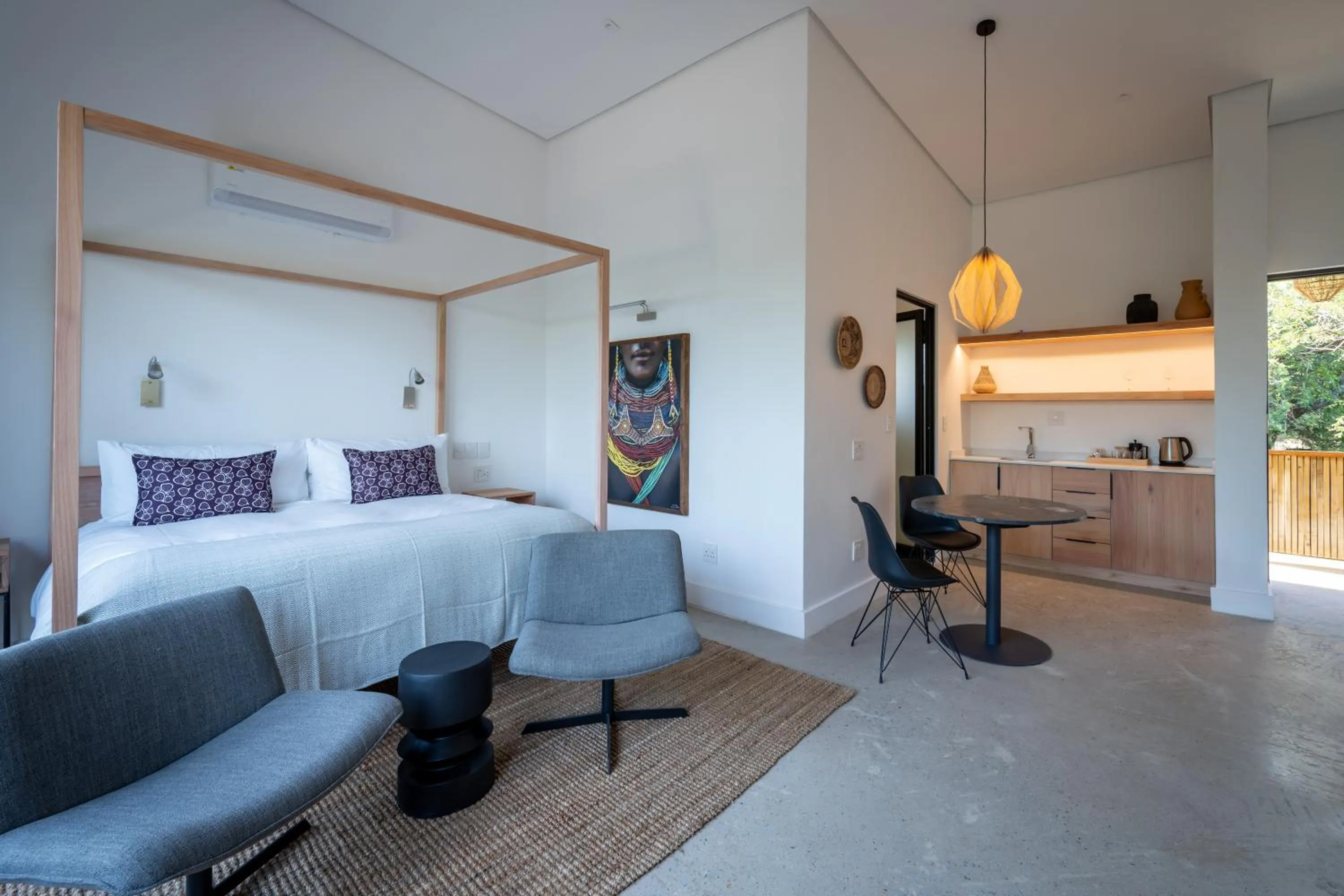 Photo of the whole room, Bed in Khiwane Boutique Hotel