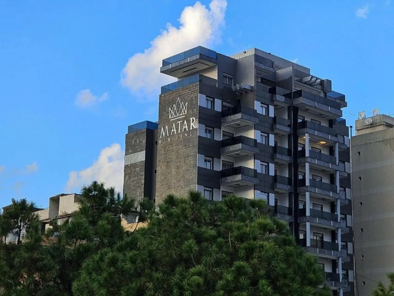 Property building in Matar Residence - Spacious Hotel Suites in Beirut