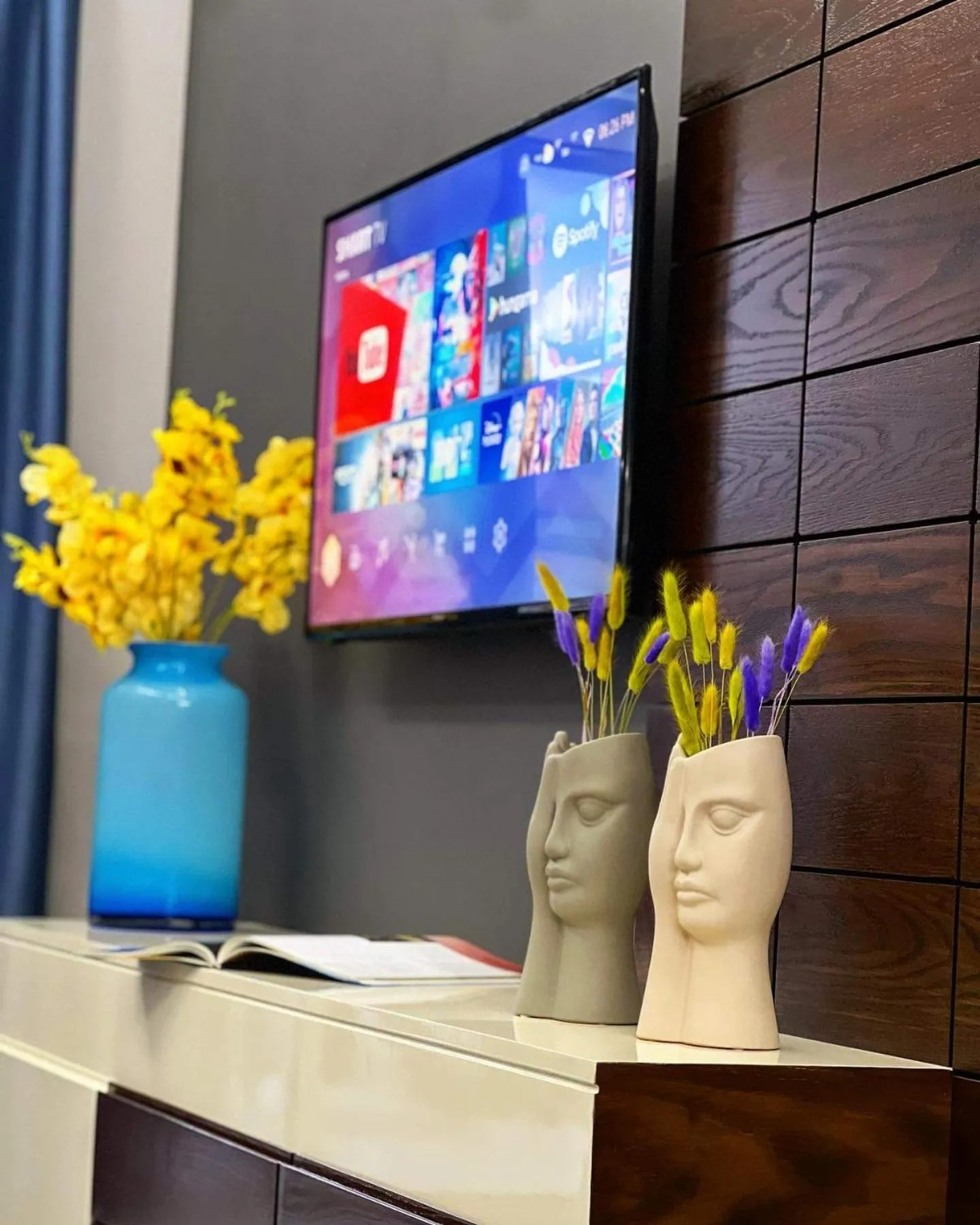 TV and multimedia in Matar Residence - Spacious Hotel Suites in Beirut