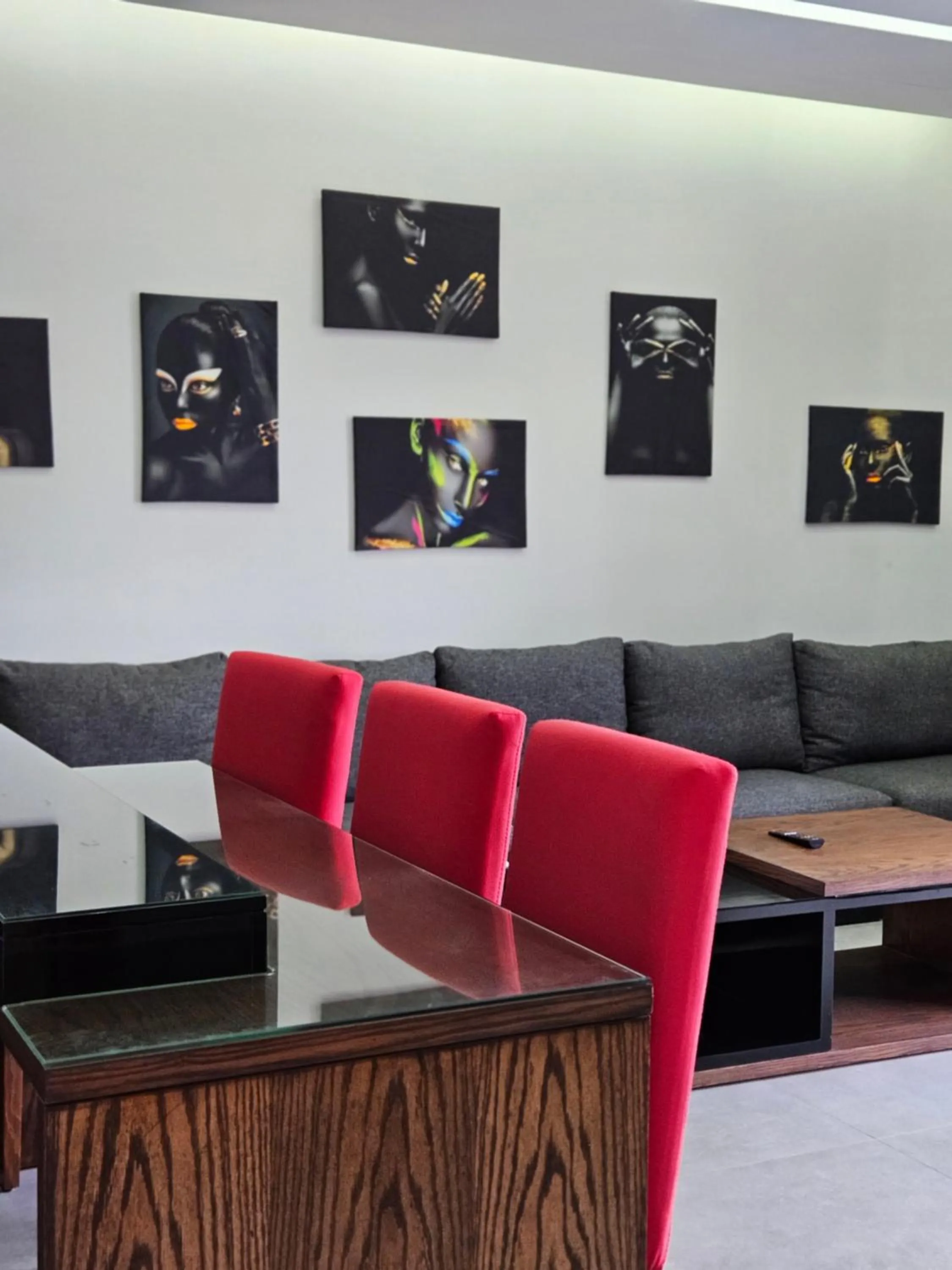 Living room in Matar Residence - Spacious Hotel Suites in Beirut