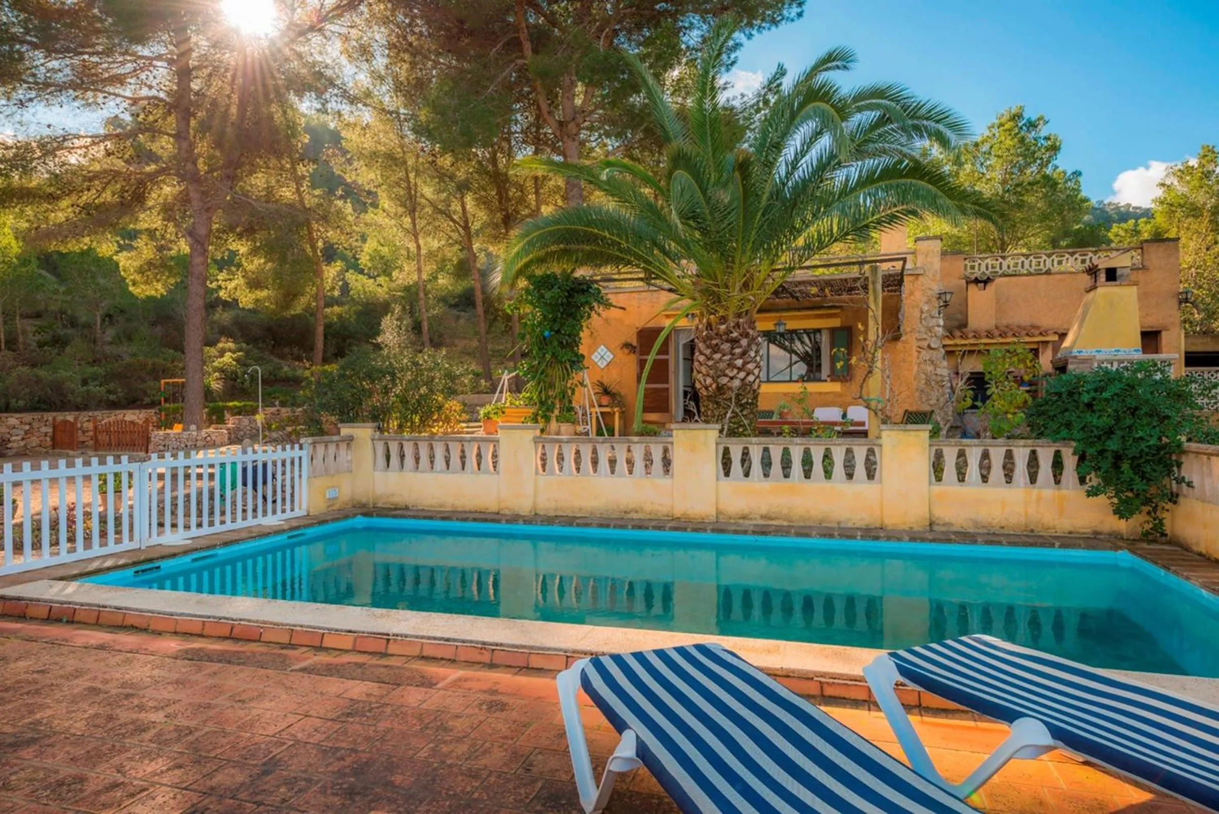 Swimming pool in Bonavista (Batle De Bonavista)
