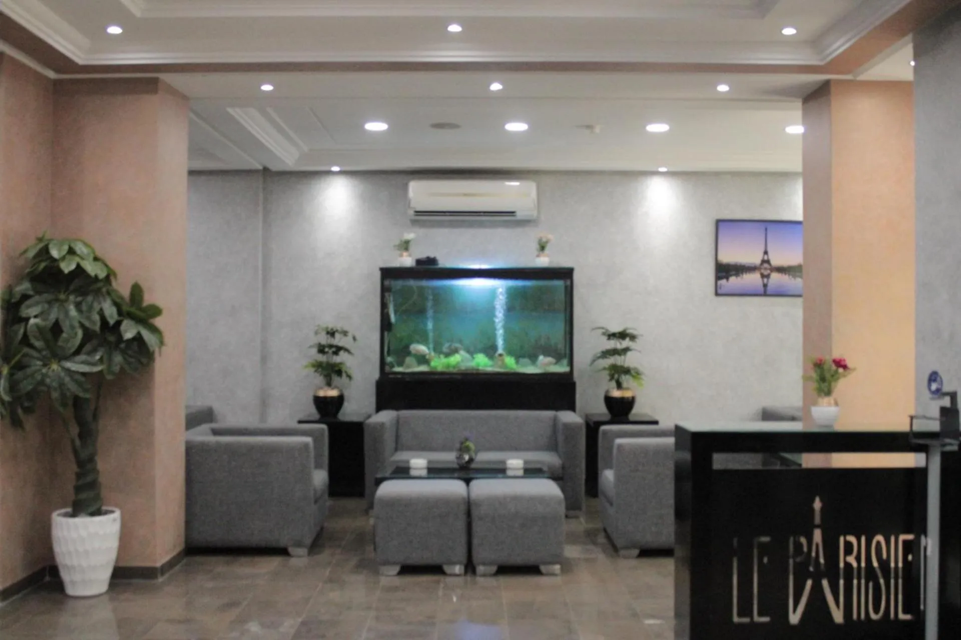 Seating area in Le Parisien Tunis