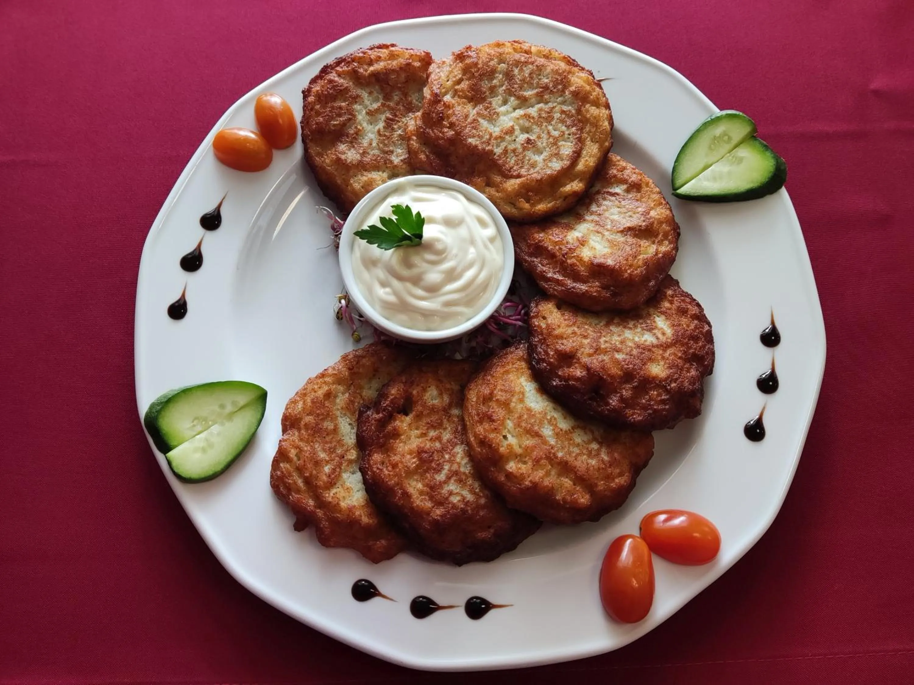 Restaurant/places to eat in Hotel Unibus