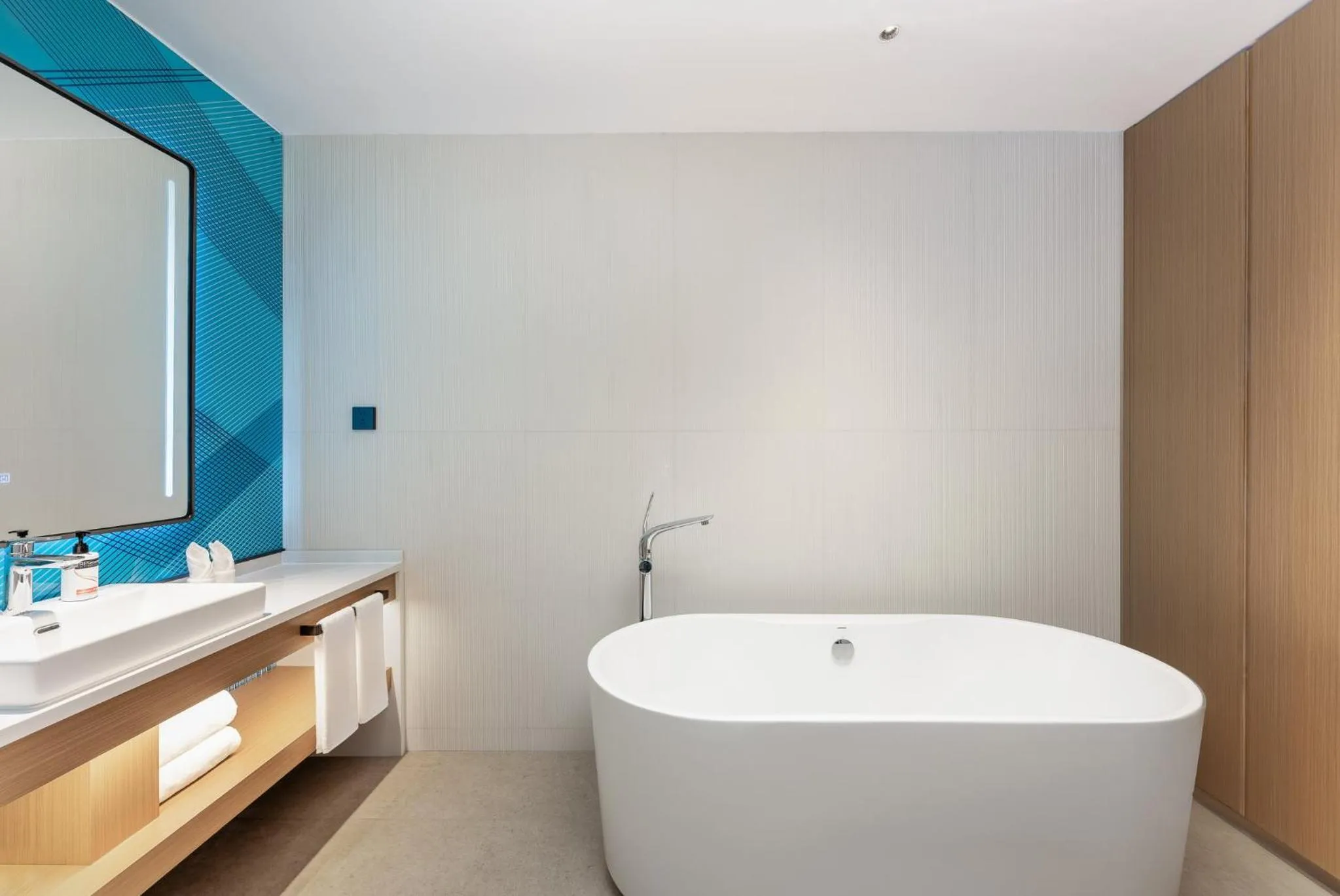Bathroom in Holiday Inn Express Haikou World Trade Center by IHG