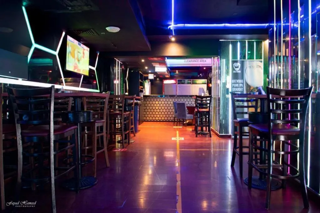Nightclub / DJ in Manhattan Avenue Hotel