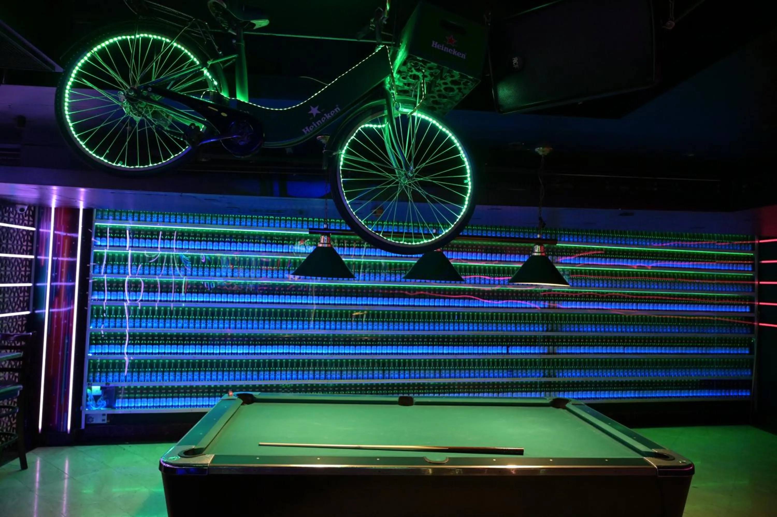 Game Room in Manhattan Avenue Hotel