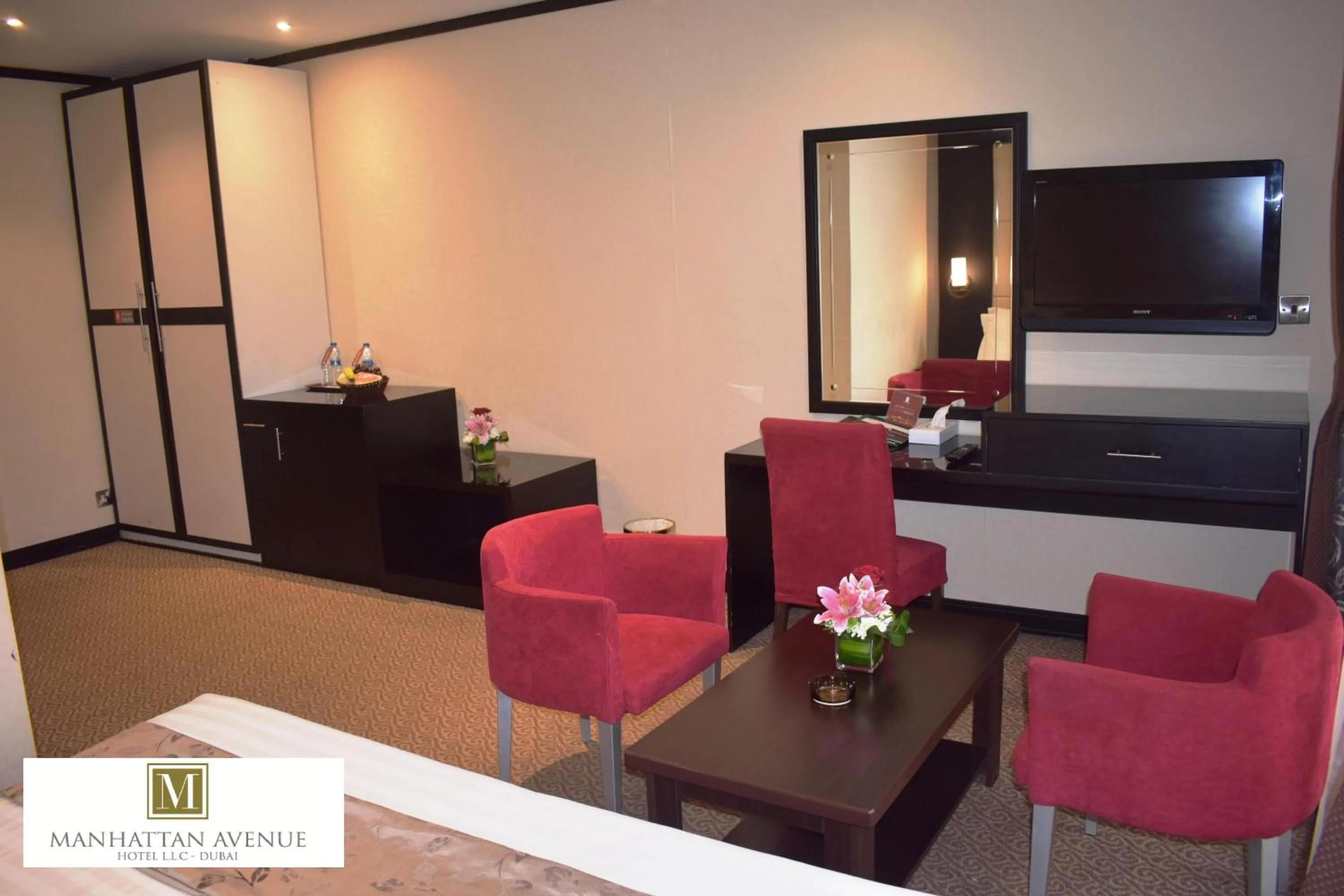 Living room in Manhattan Avenue Hotel