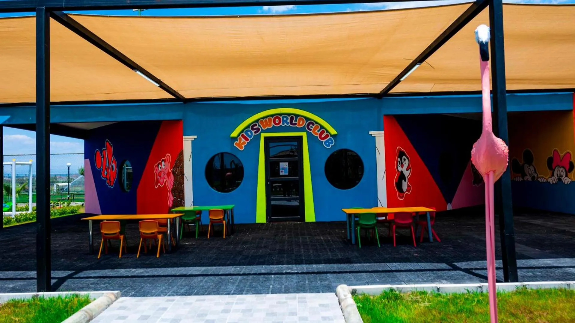 Day in Dream Water World