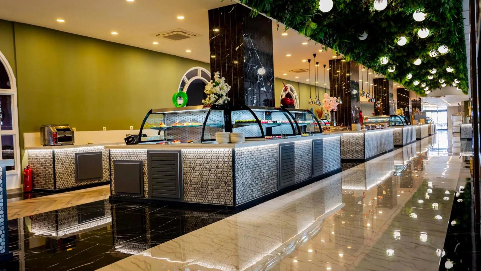 Restaurant/places to eat in Dream Water World