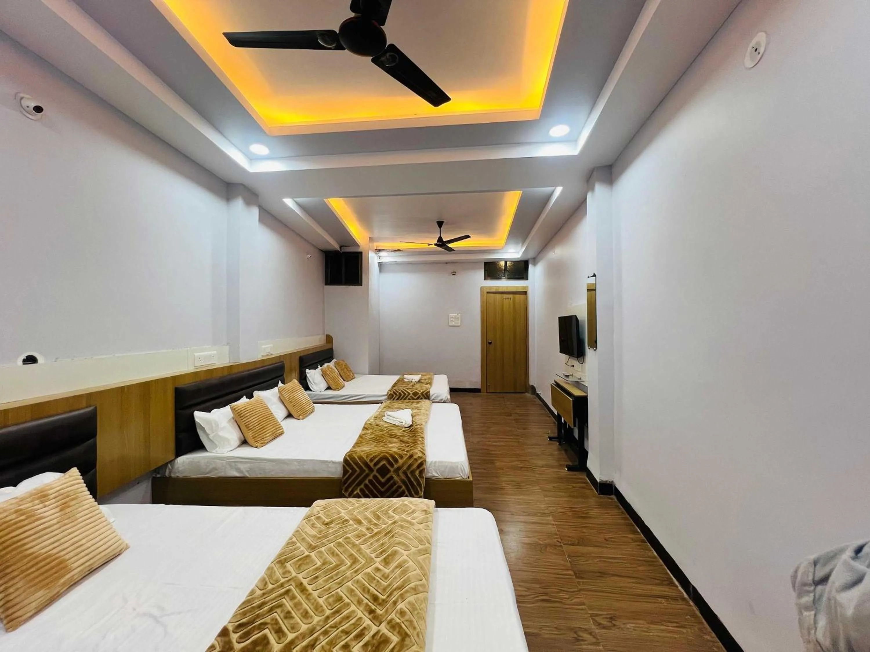 Bed in Hotel Advika Ujjain