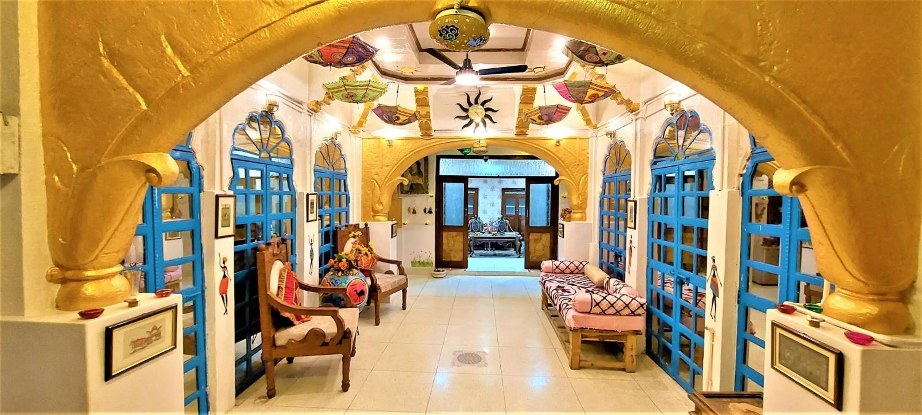 Property building in SAJI SANWRI Heritage Inn Haveli