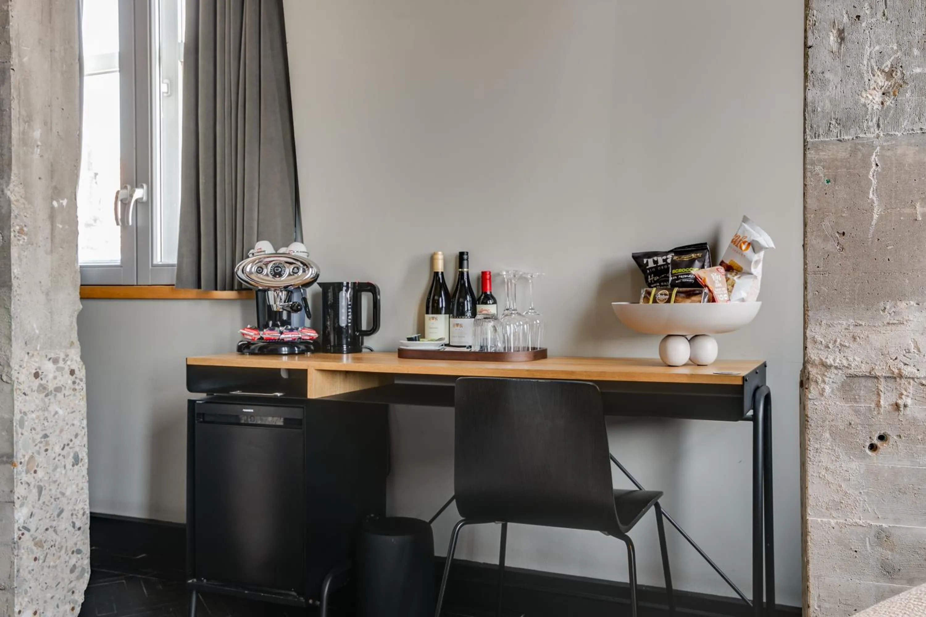 Coffee/tea facilities in The Duke Boutique Hotel