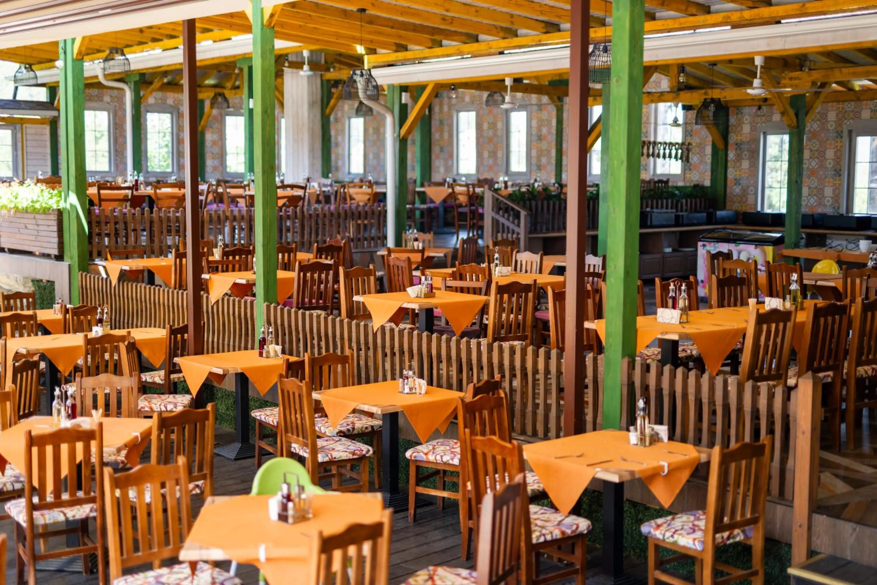 Restaurant/places to eat in SPA Hotel Elbrus